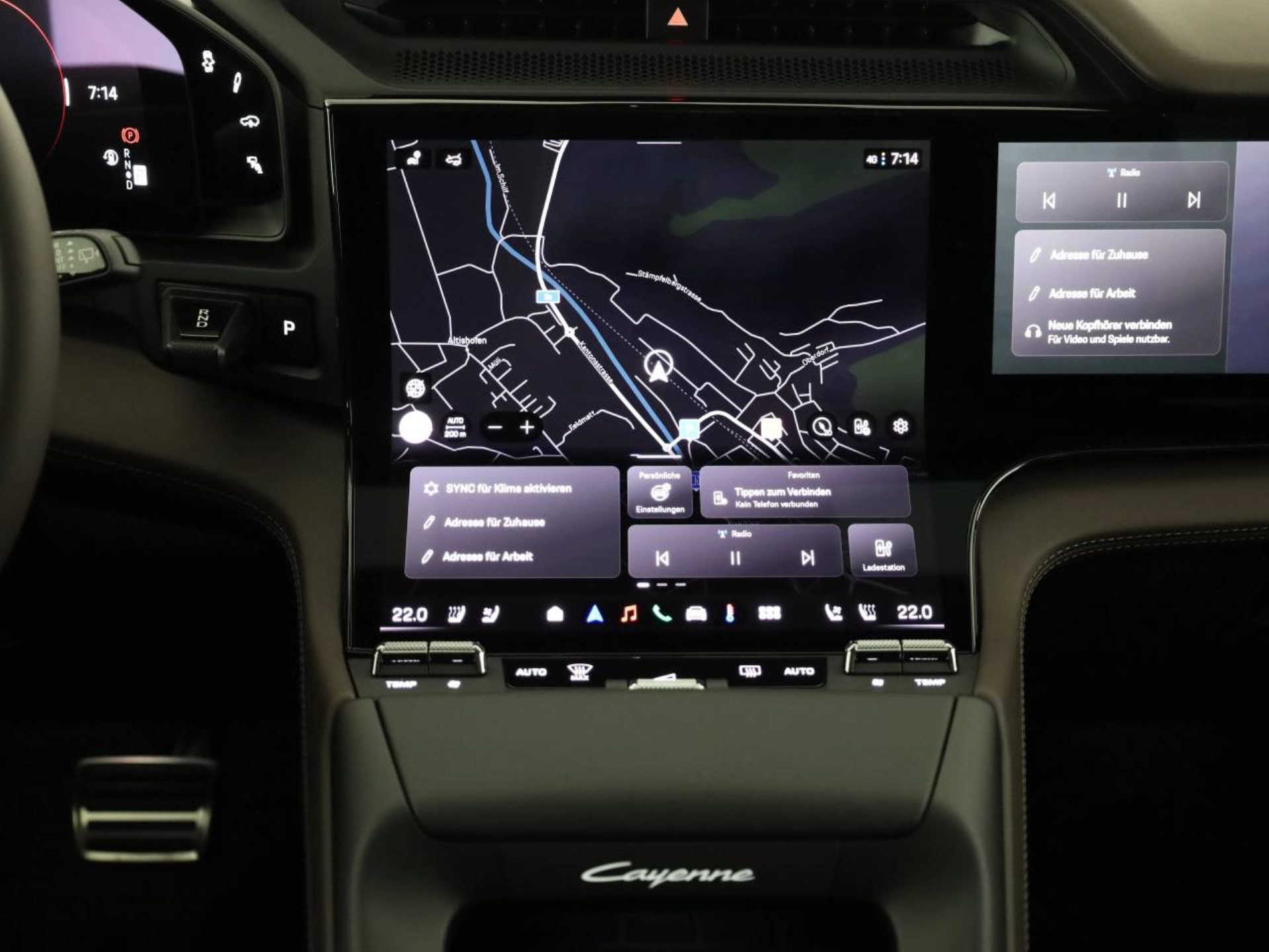 PORSCHE Cayenne S Electric-image-13