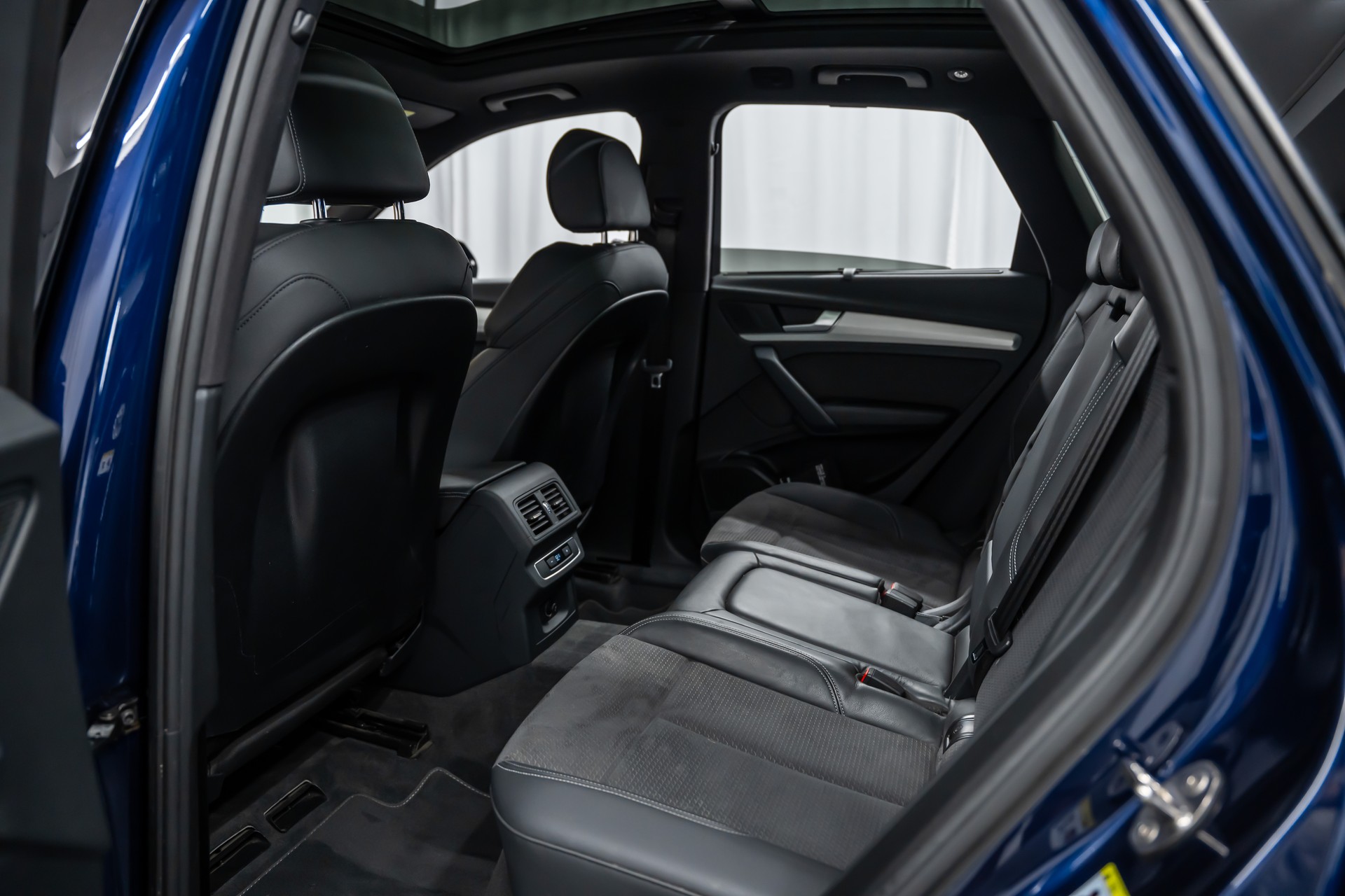 AUDI SQ5 TDI quattro tiptronic *Panorama*Fahrassist*B&O*AHK*-image-14