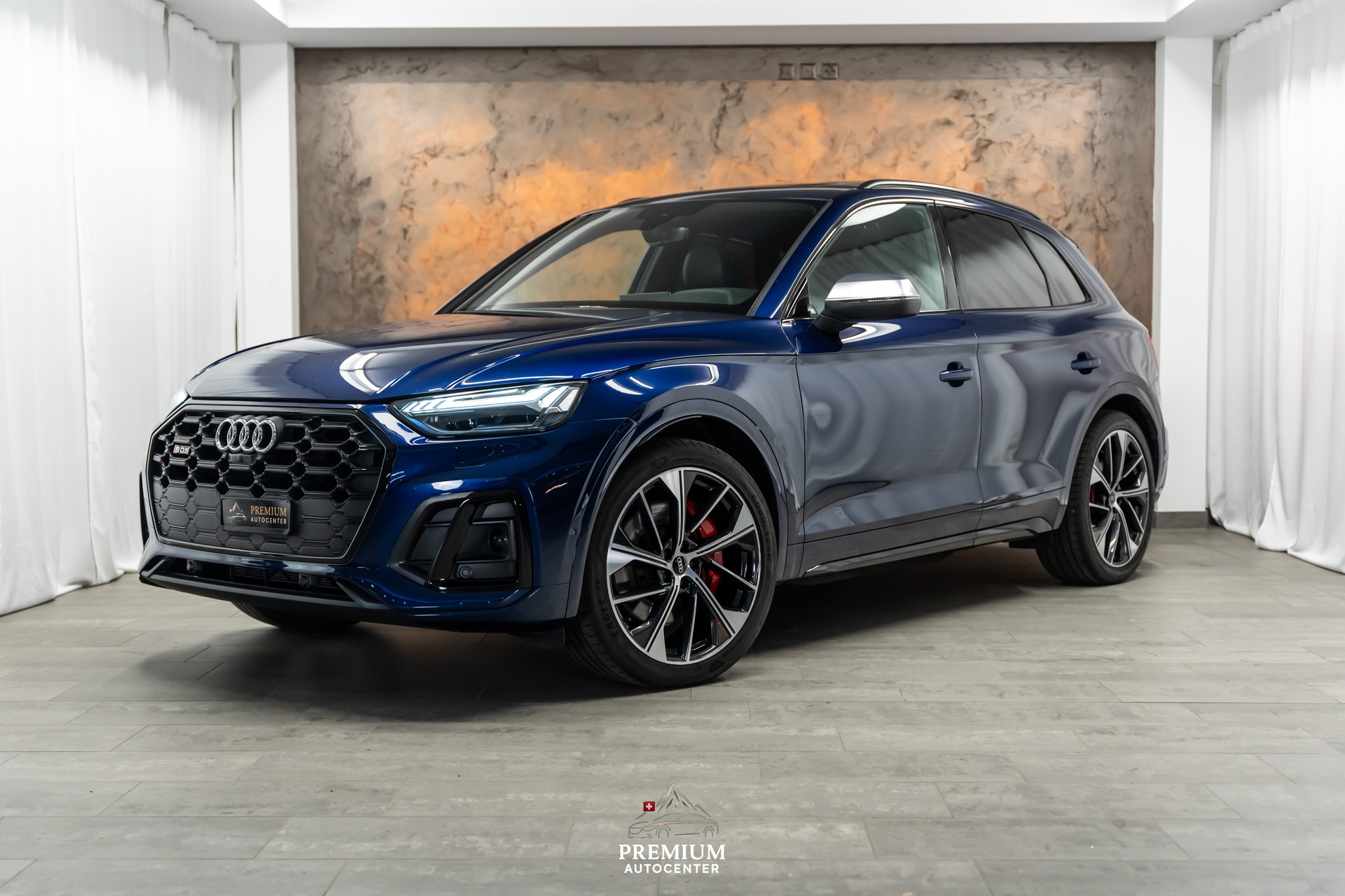 AUDI SQ5 TDI quattro tiptronic *Panorama*Fahrassist*B&O*AHK*-image-0