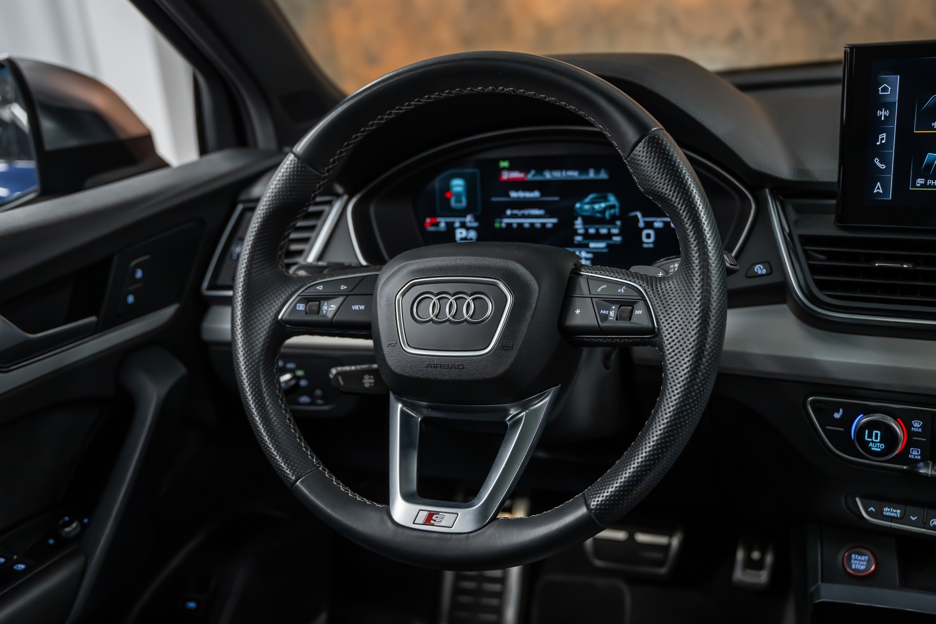 AUDI SQ5 TDI quattro tiptronic *Panorama*Fahrassist*B&O*AHK*-image-20