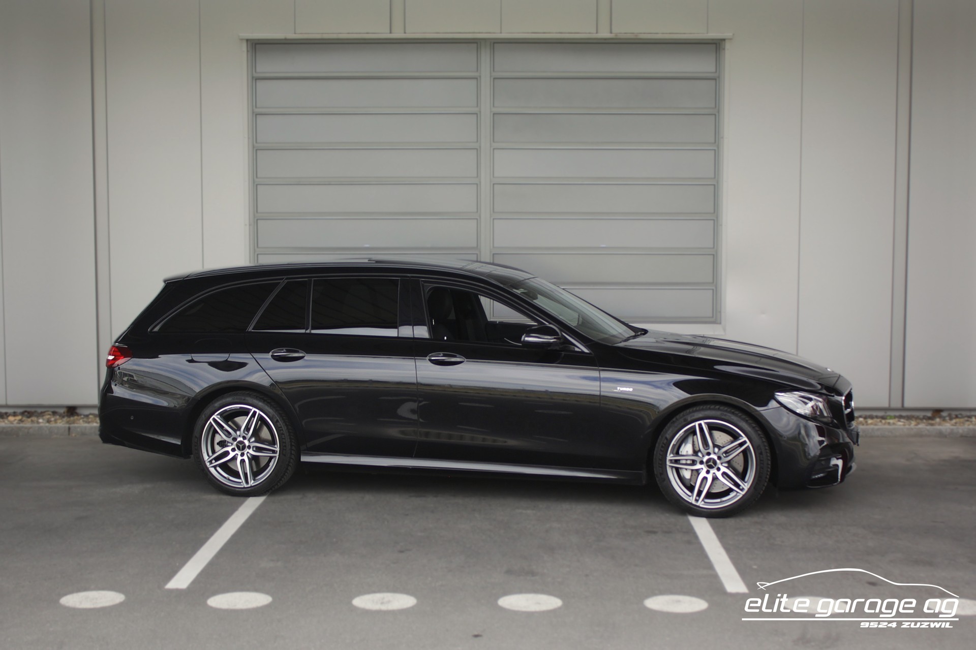 MERCEDES-BENZ E 53 AMG 4Matic 9G-Tronic-image-6