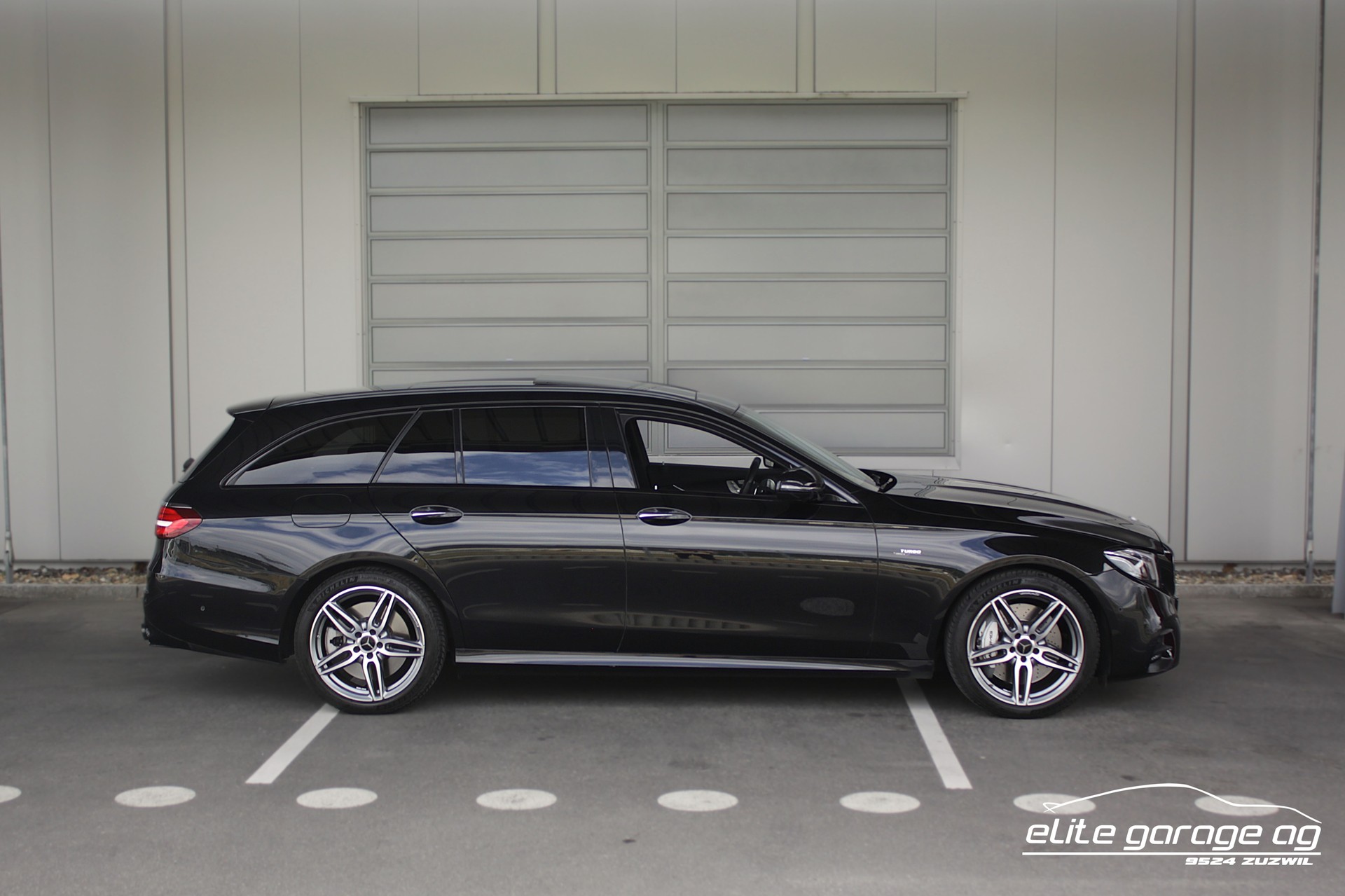 MERCEDES-BENZ E 53 AMG 4Matic 9G-Tronic-image-5