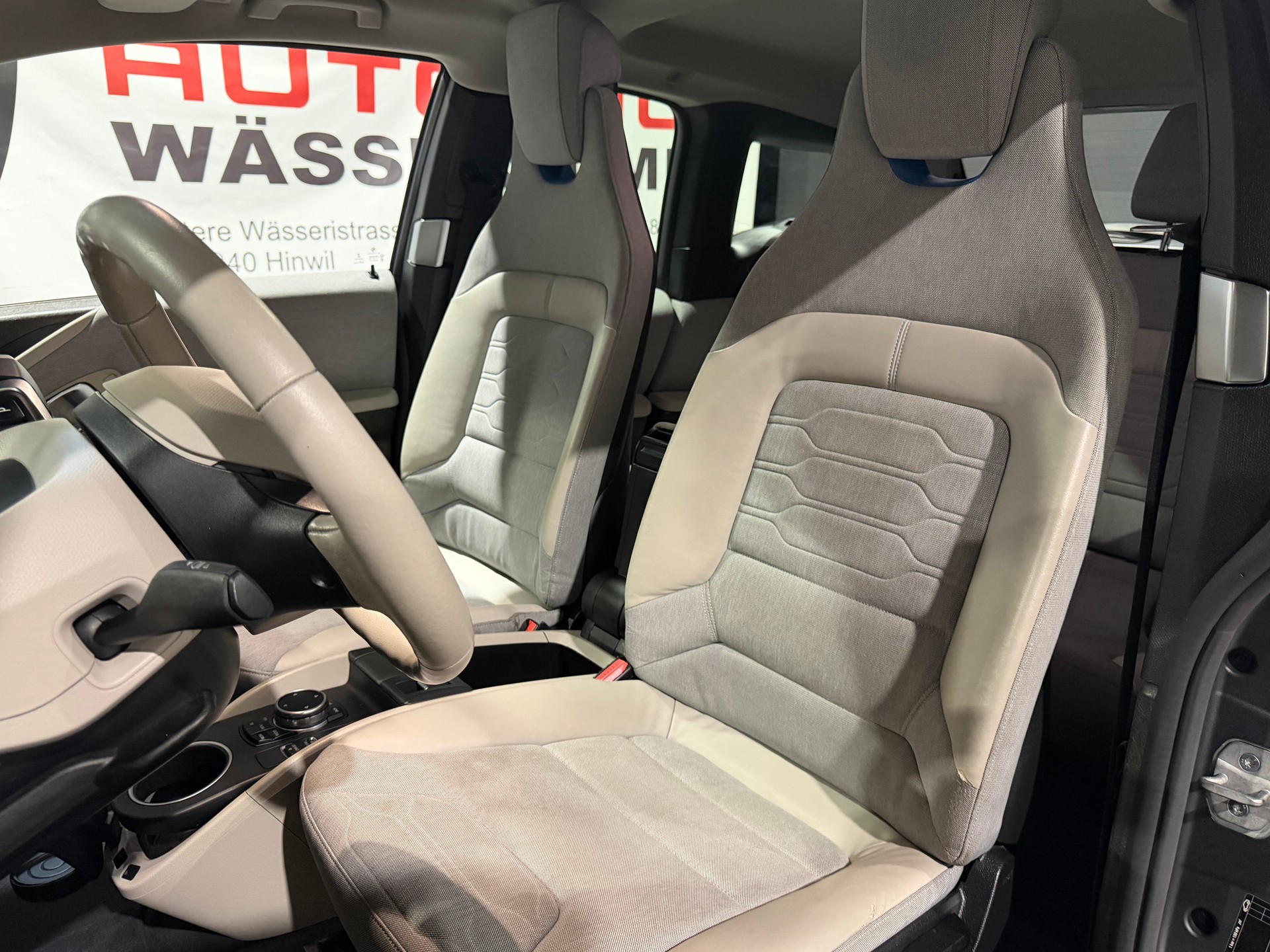 BMW i3 (60Ah)-image-12