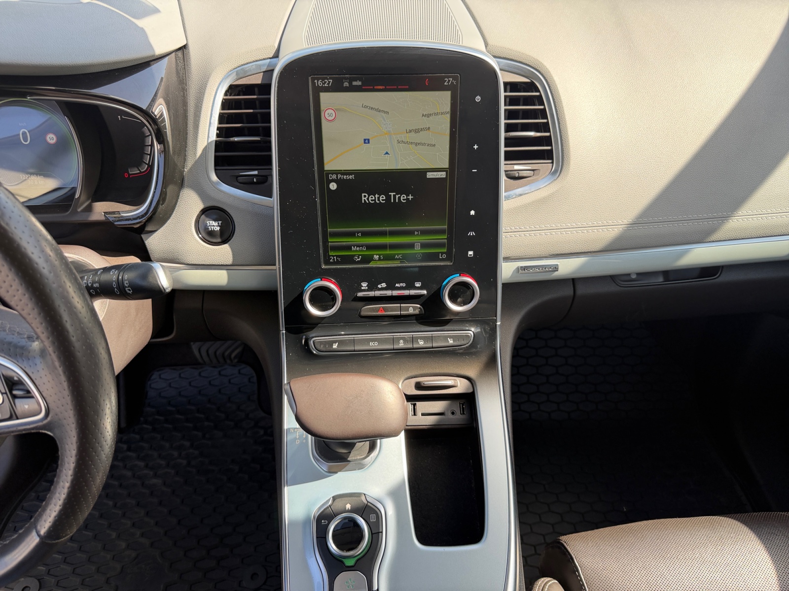 RENAULT Espace 1.6 TCe Initiale EDC-image-14