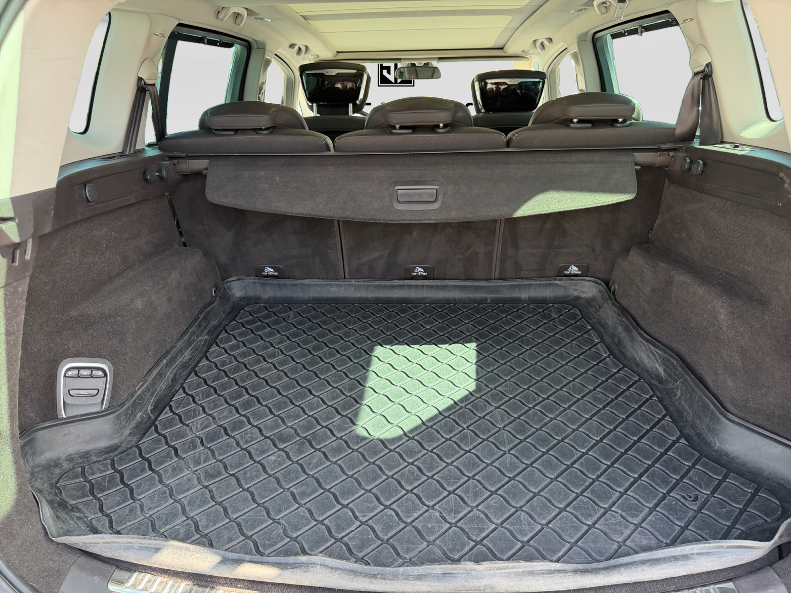 RENAULT Espace 1.6 TCe Initiale EDC-image-18