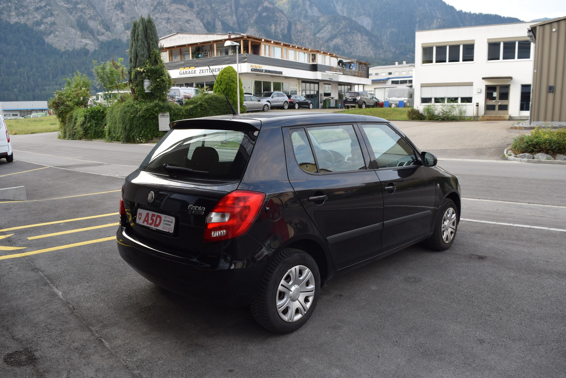 SKODA Fabia 1.2 Entry-image-7