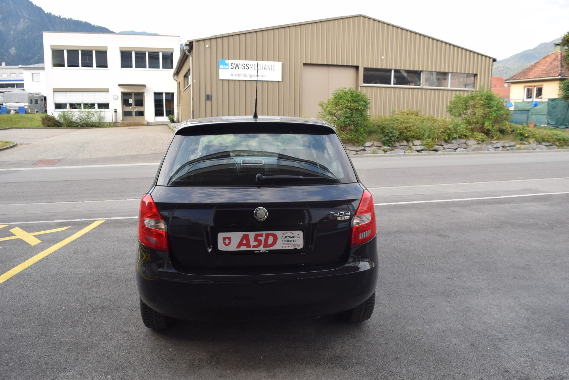 SKODA Fabia 1.2 Entry-image-5