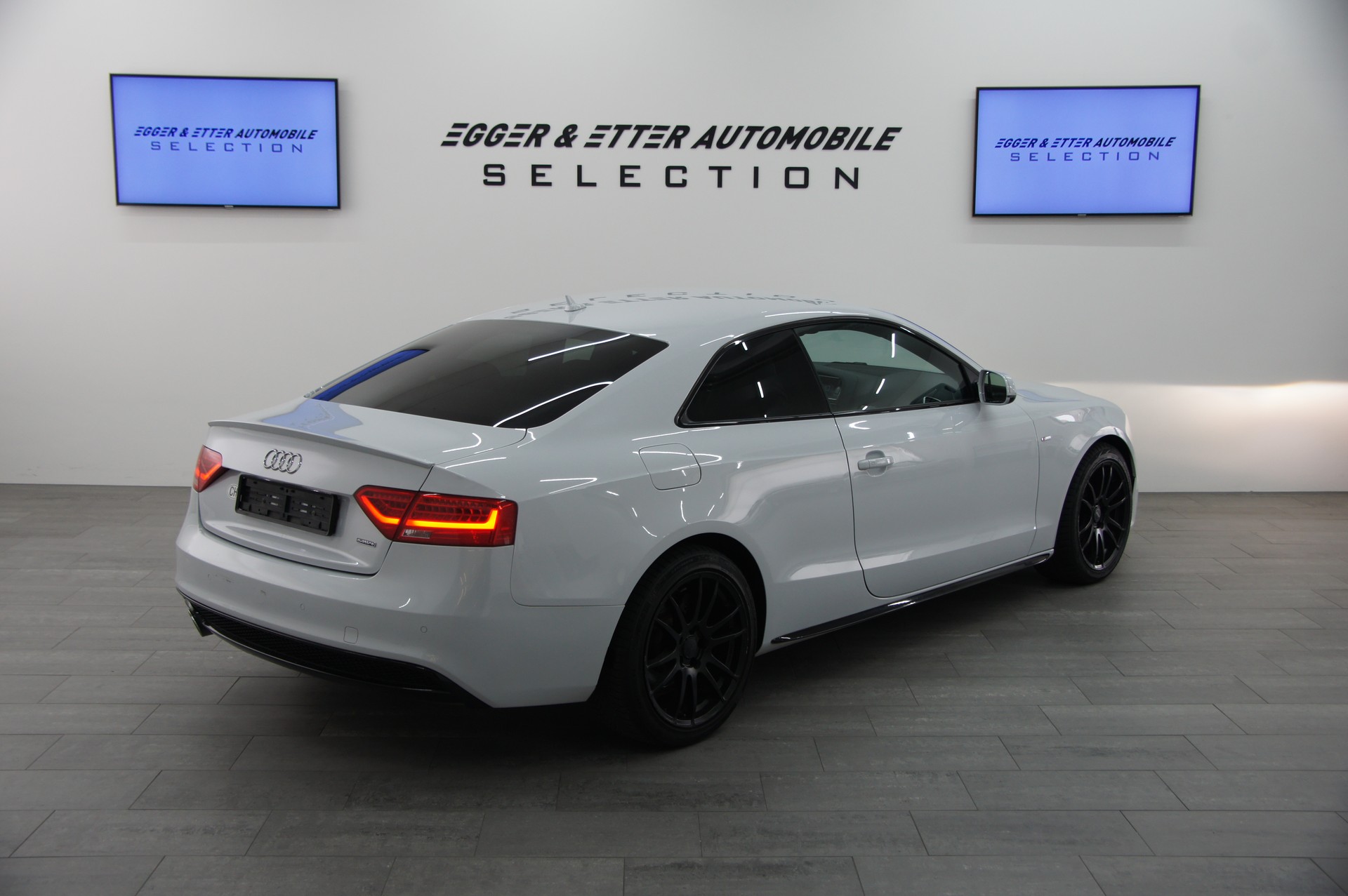 AUDI A5 Coupé 2.0 TDI quattro S-tronic-image-5
