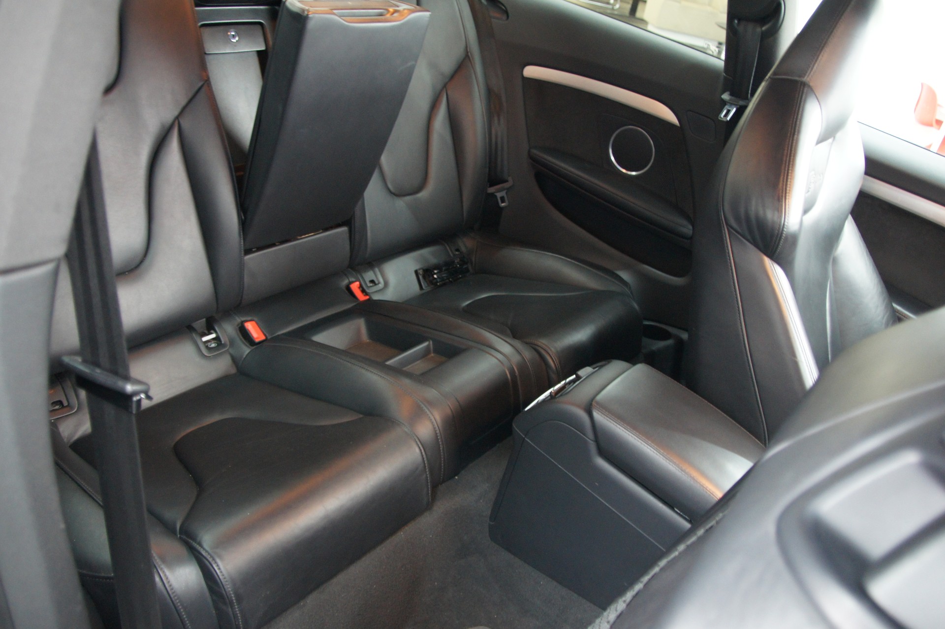 AUDI A5 Coupé 2.0 TDI quattro S-tronic-image-14