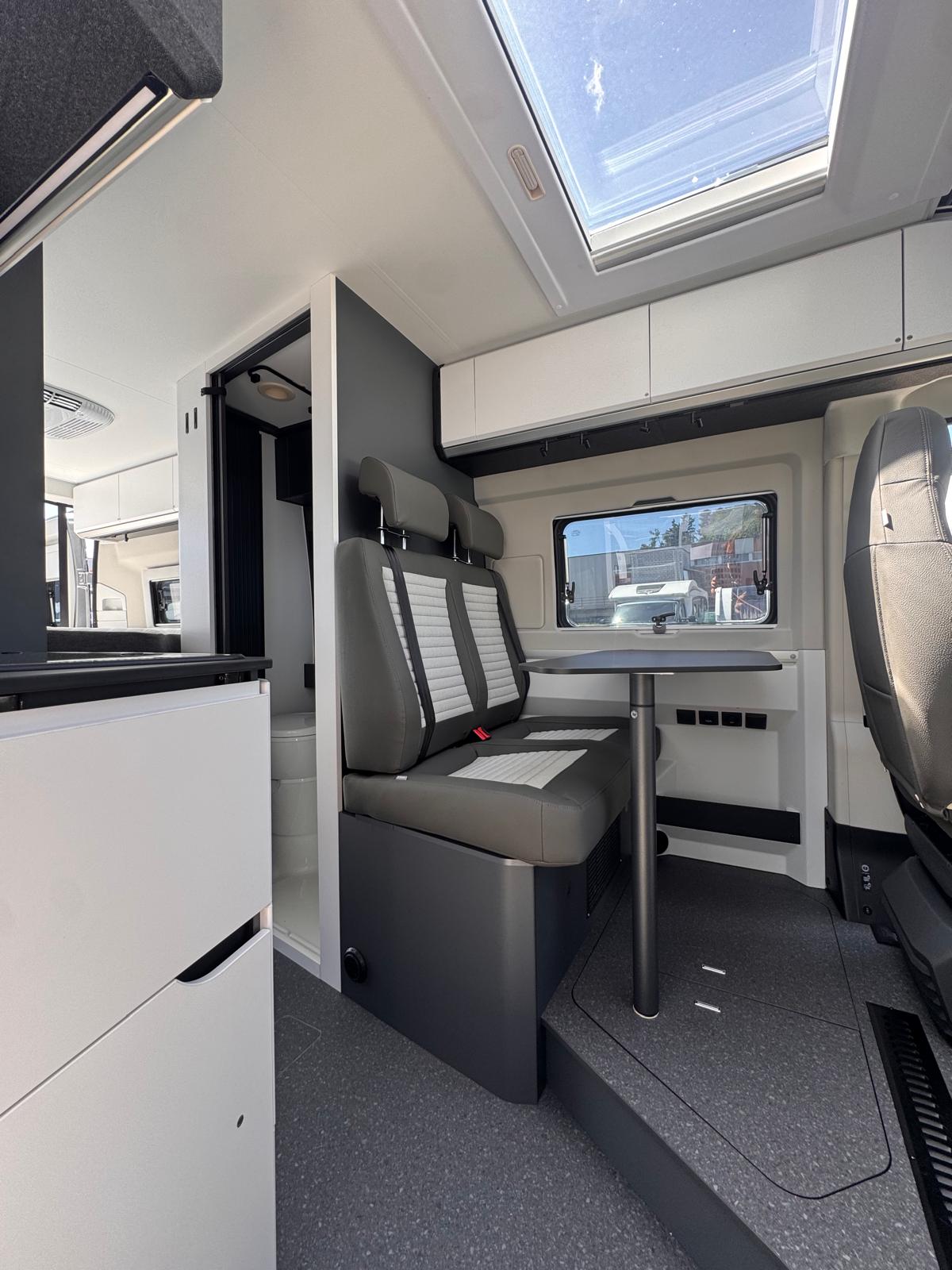 ADRIA TWIN SUPREME 640 SGX-image-7