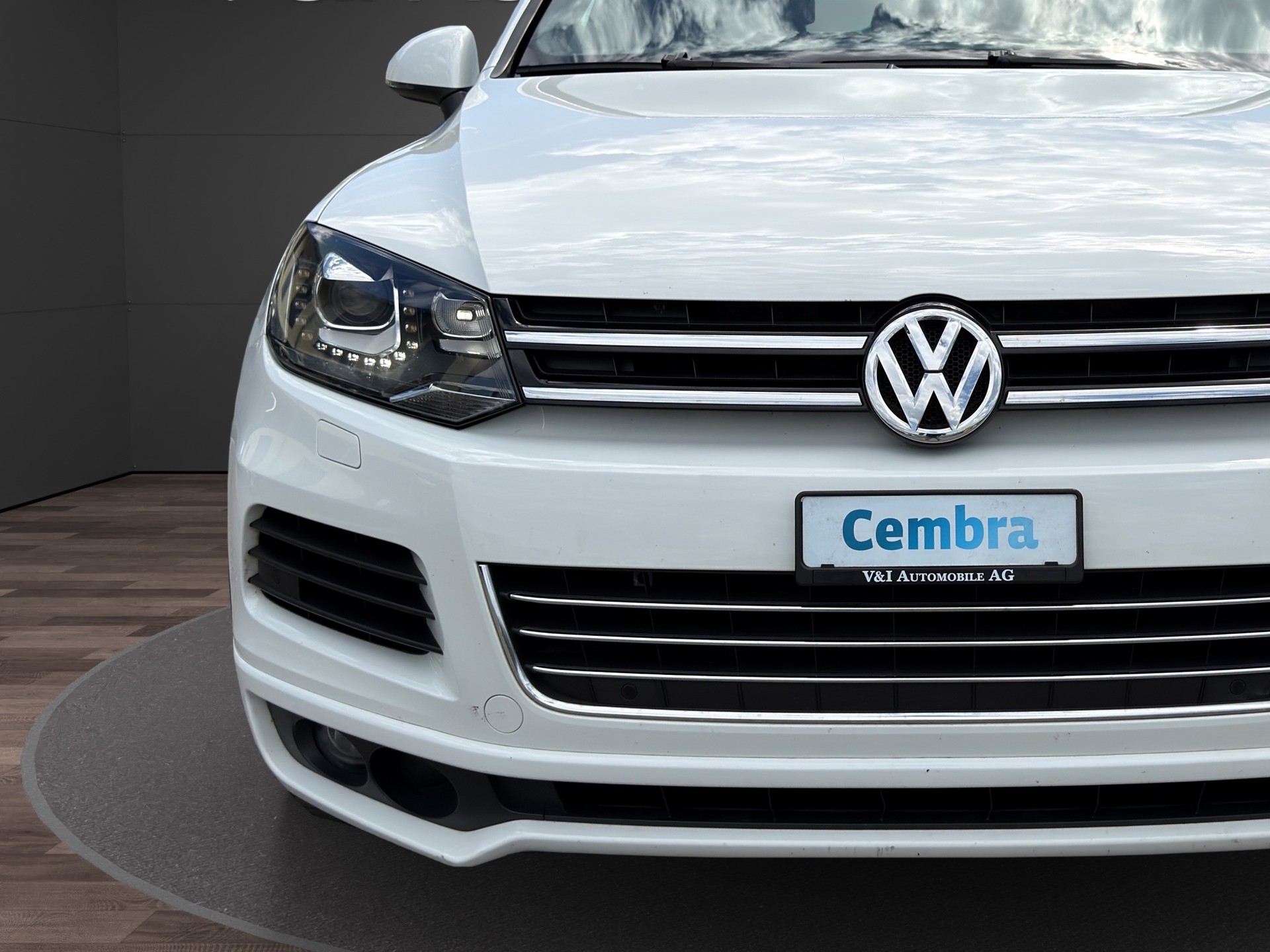 VW Touareg 3.0 TDI R-Line BlueMotion Technology Tiptronic-image-7