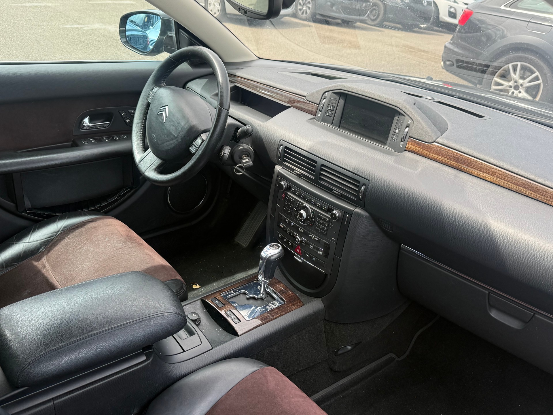 CITROEN C6 Sedan 3.0 HDi V6 Business Automatic-image-4