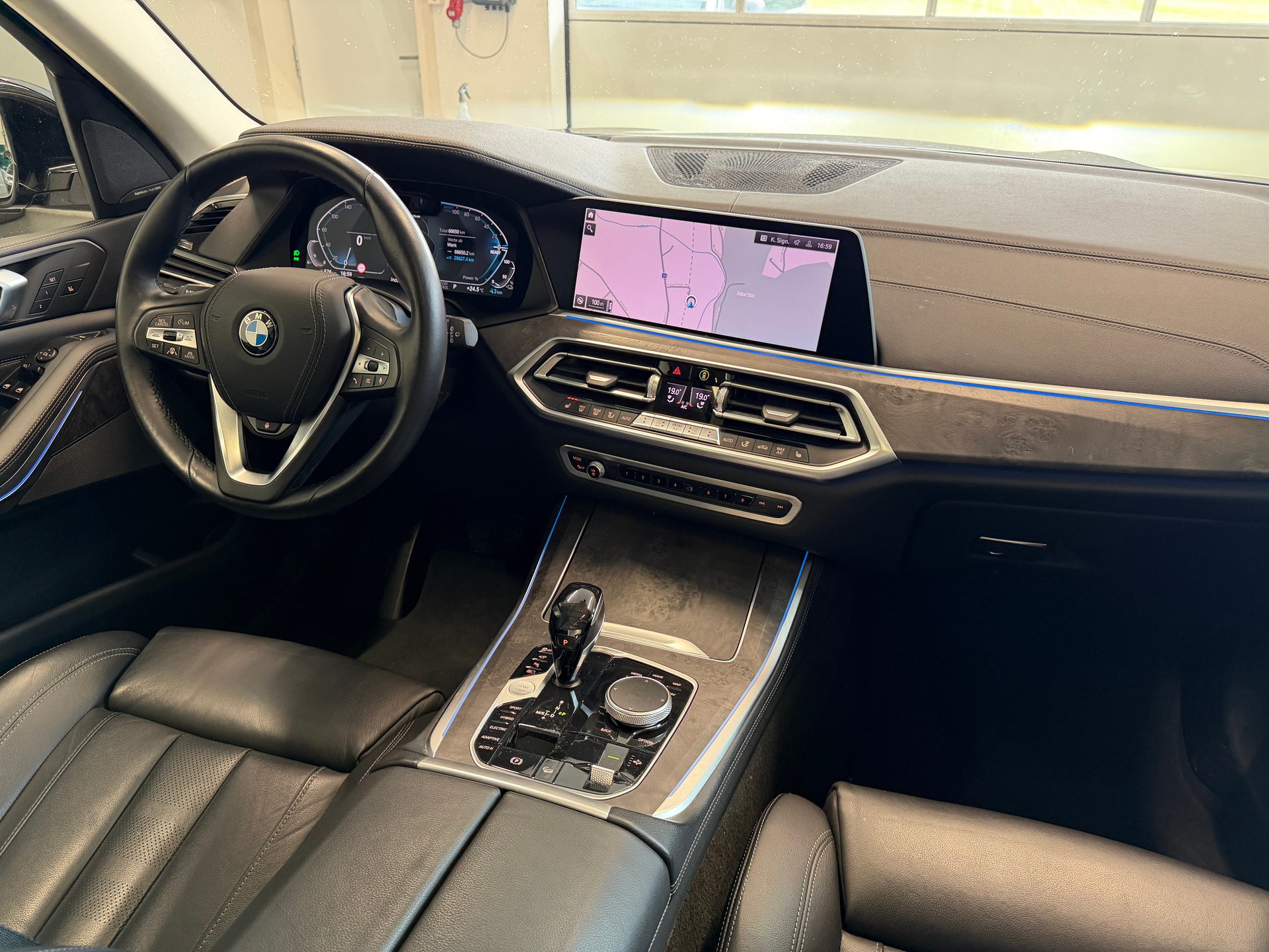 BMW X5 xDrive45e xLine Steptronic-image-3