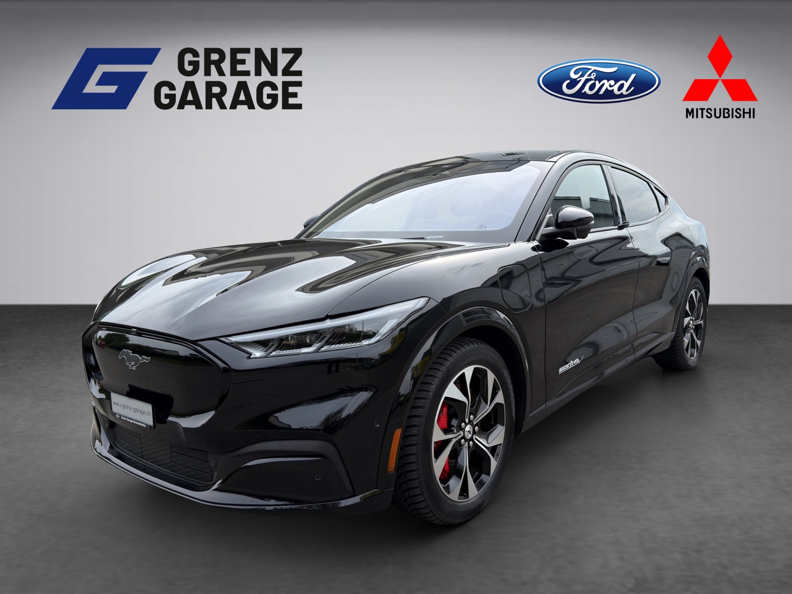 FORD Mustang Mach-E Premium AWD-image-0