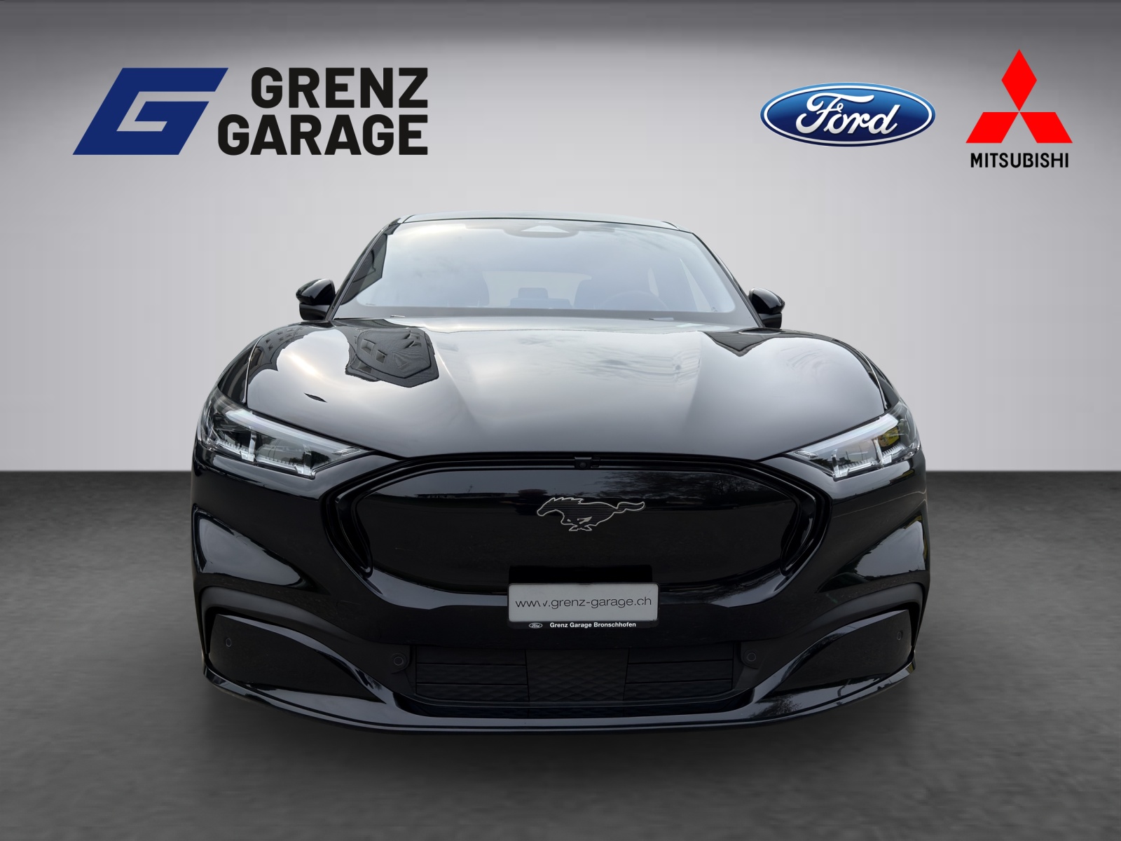 FORD Mustang Mach-E Premium AWD-image-7