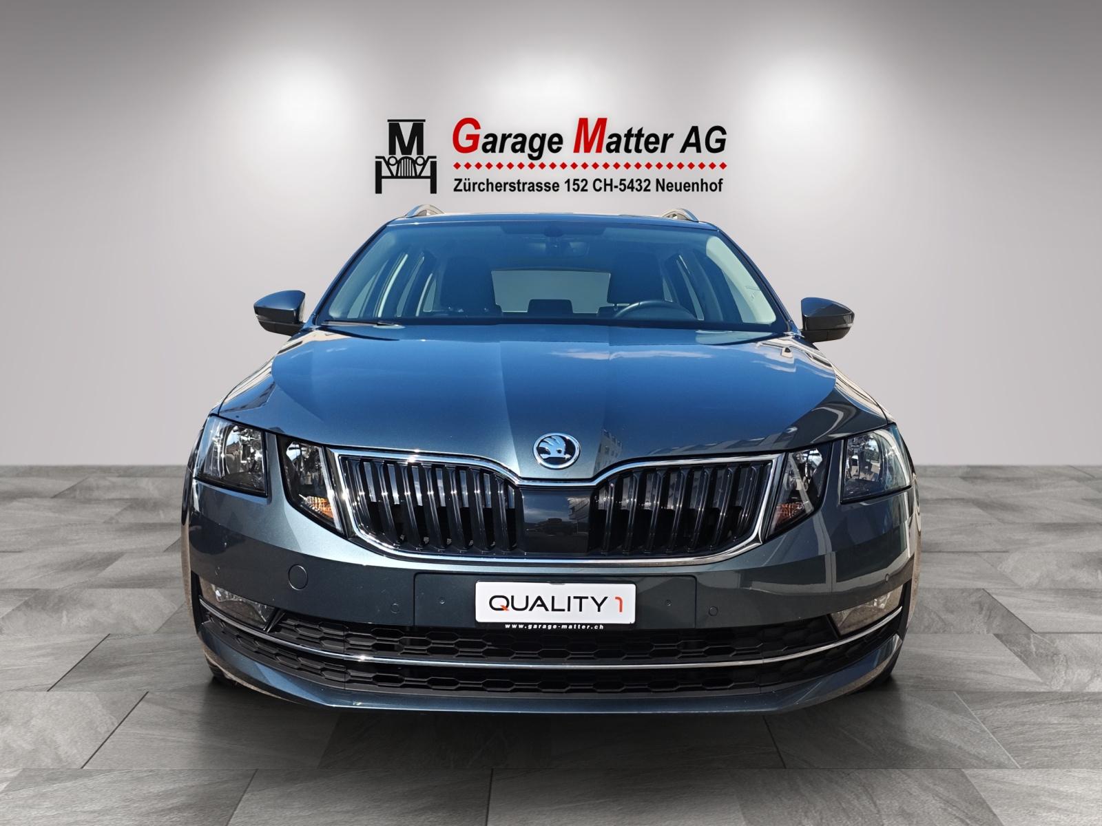 SKODA Octavia Combi 1.8 TSI Style 4x4 DSG-image-2