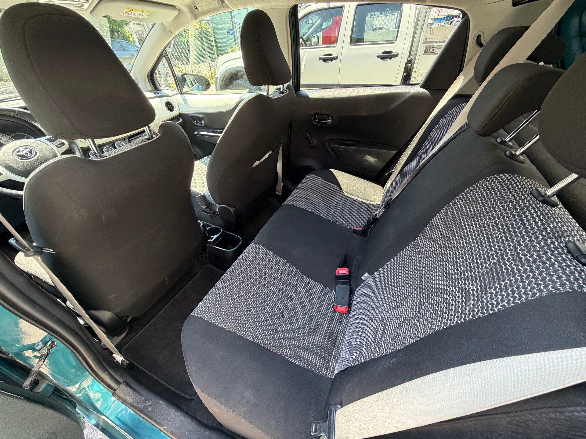 TOYOTA Yaris 1.33 Trend-image-8