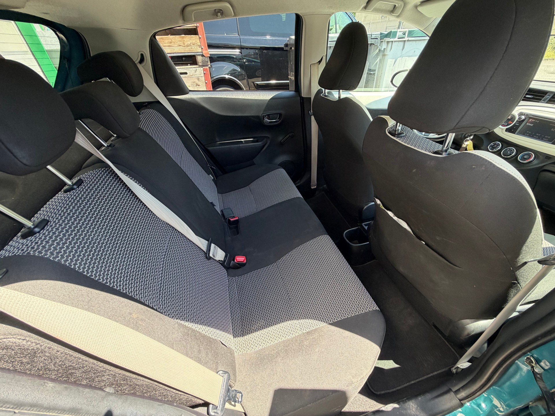 TOYOTA Yaris 1.33 Trend-image-9