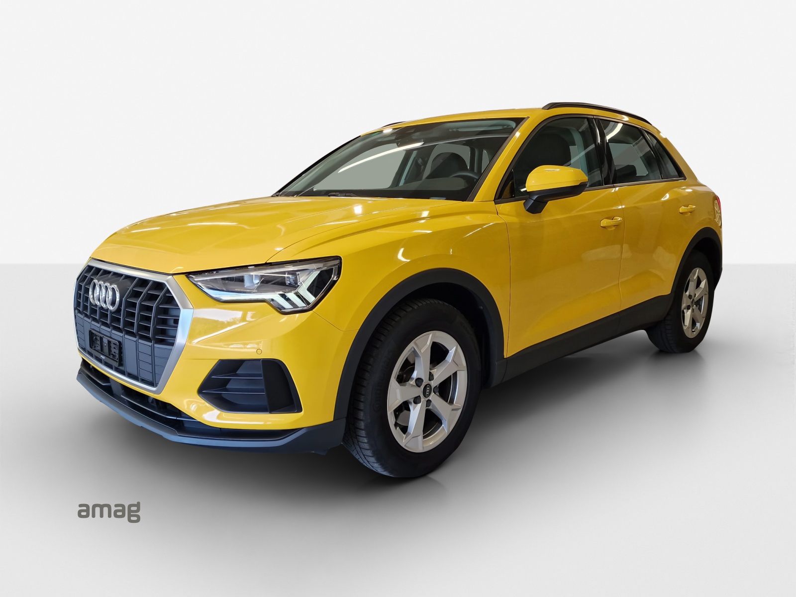 AUDI Q3 35 TFSI Attraction S-tronic-image-0