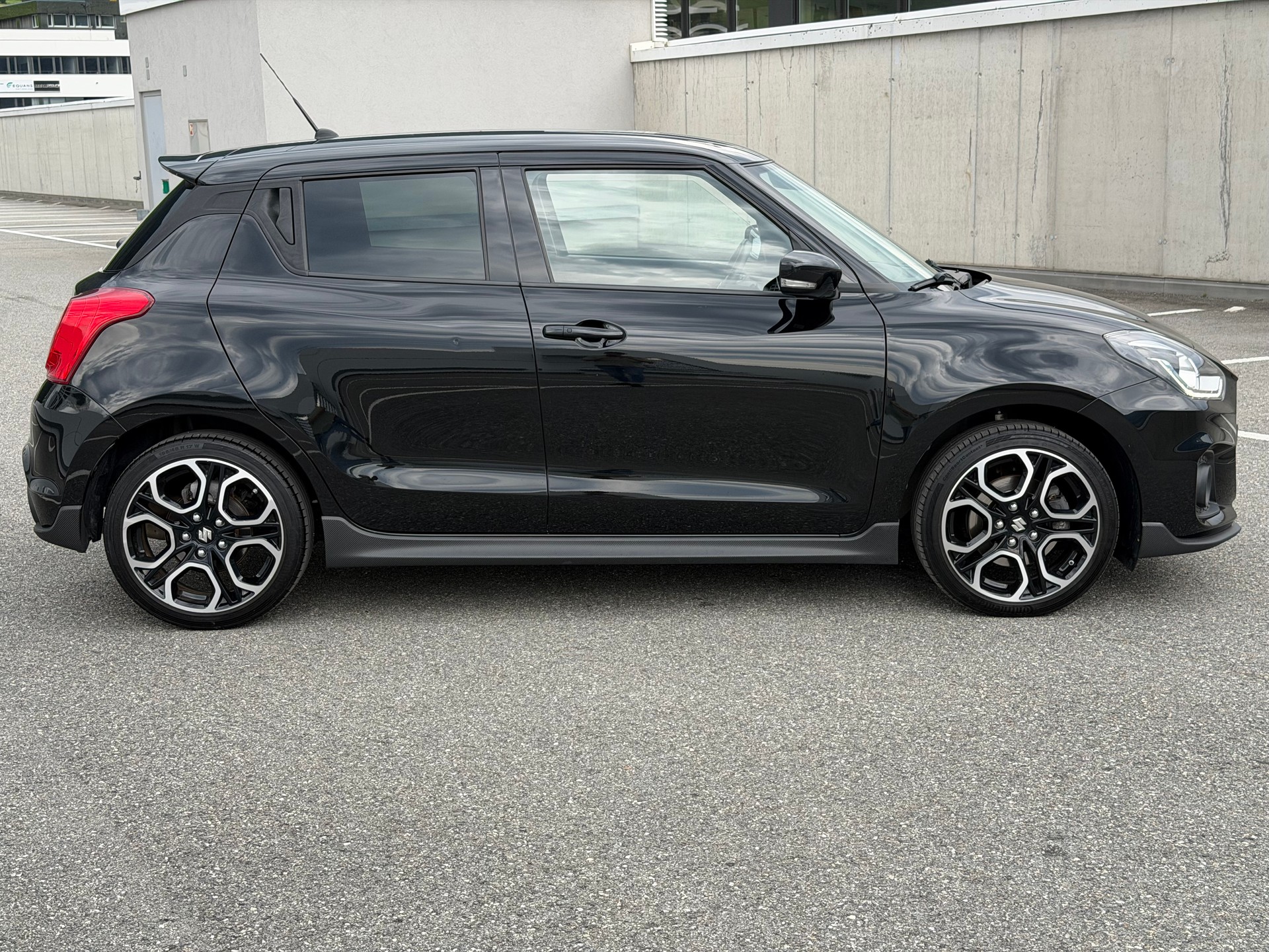 SUZUKI Swift Sport 1.4i 16V Compact Top Hybrid-image-6