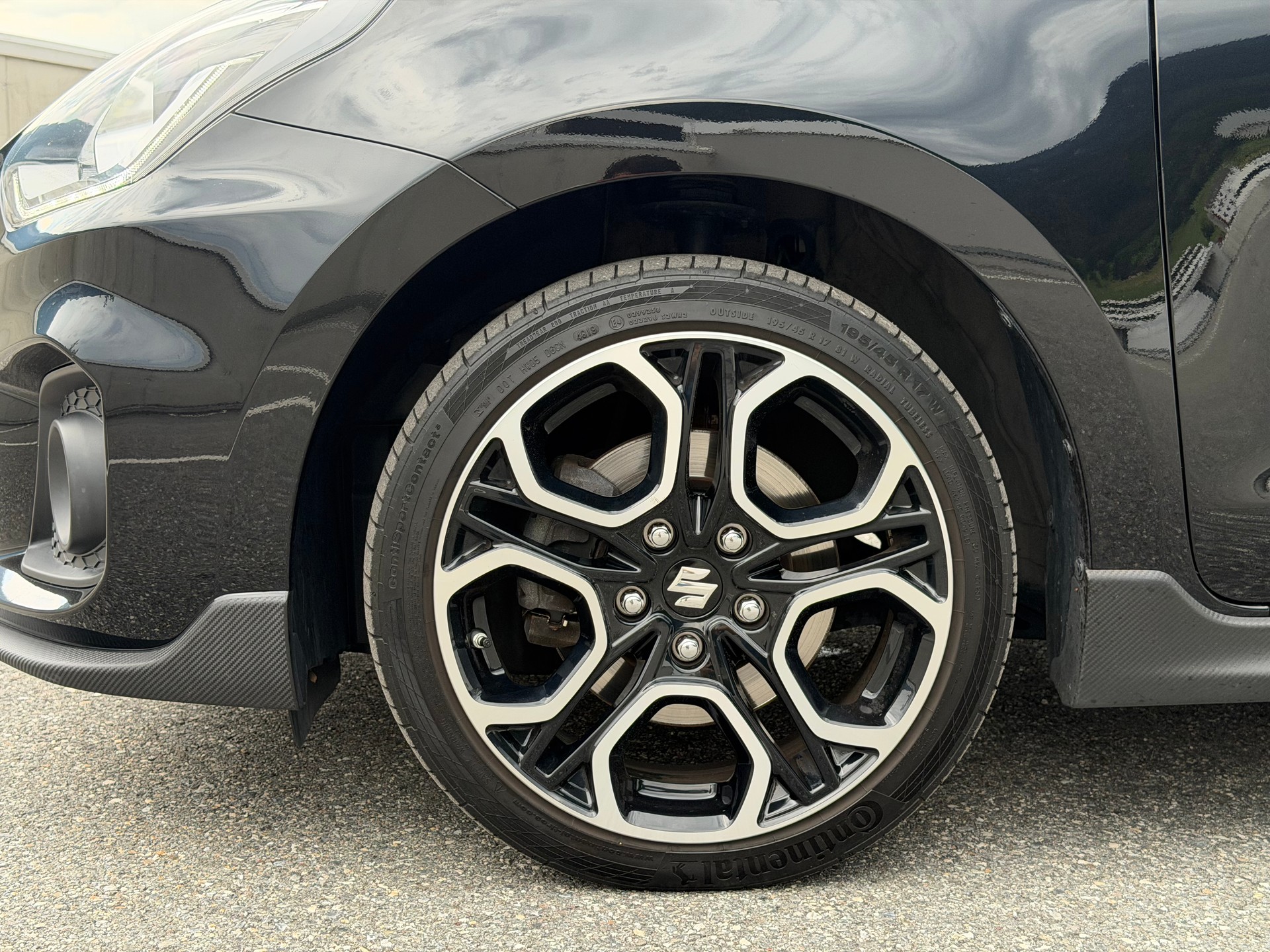 SUZUKI Swift Sport 1.4i 16V Compact Top Hybrid-image-10