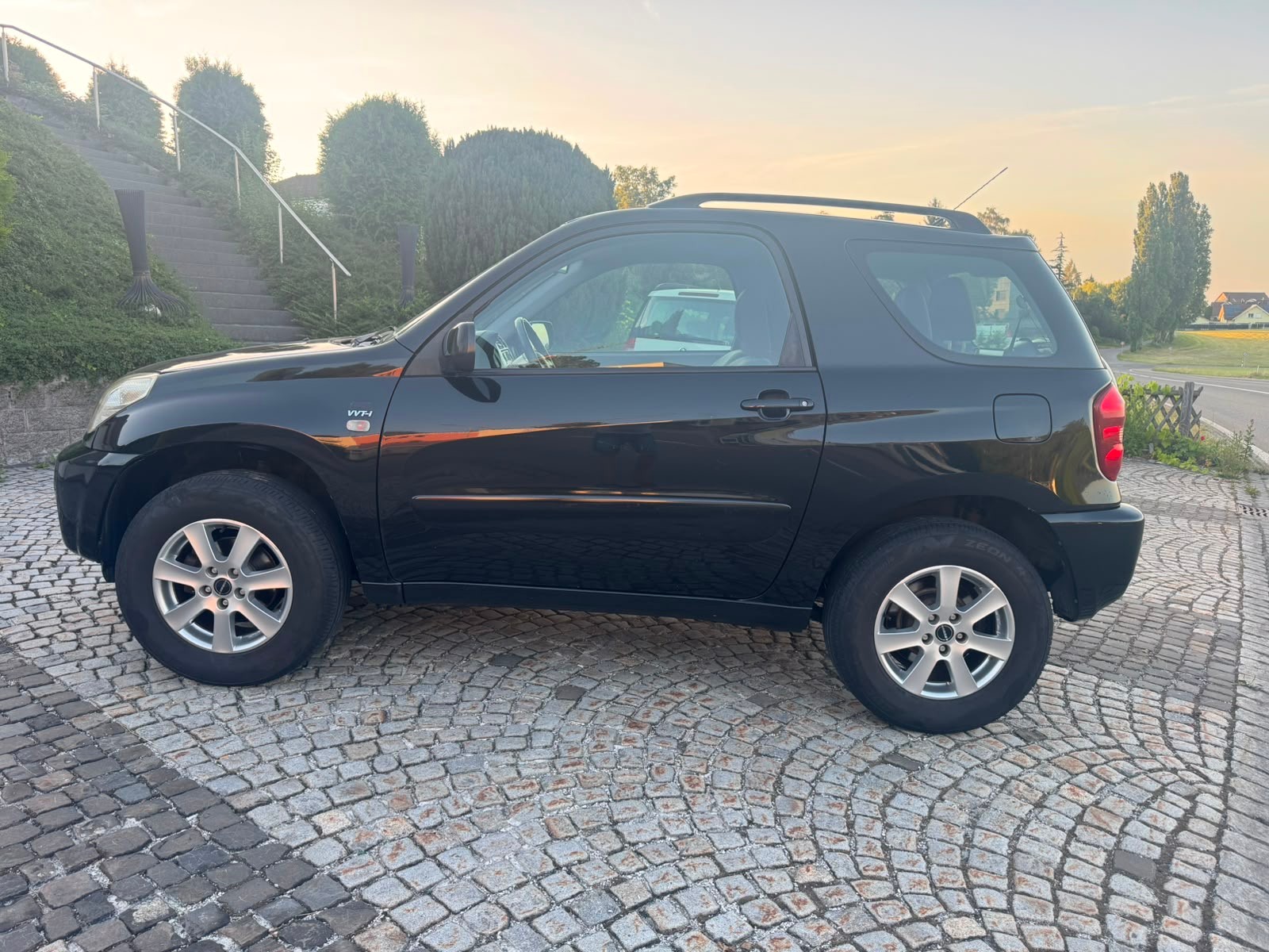 TOYOTA RAV-4 2.0 16V Linea Luna-image-8