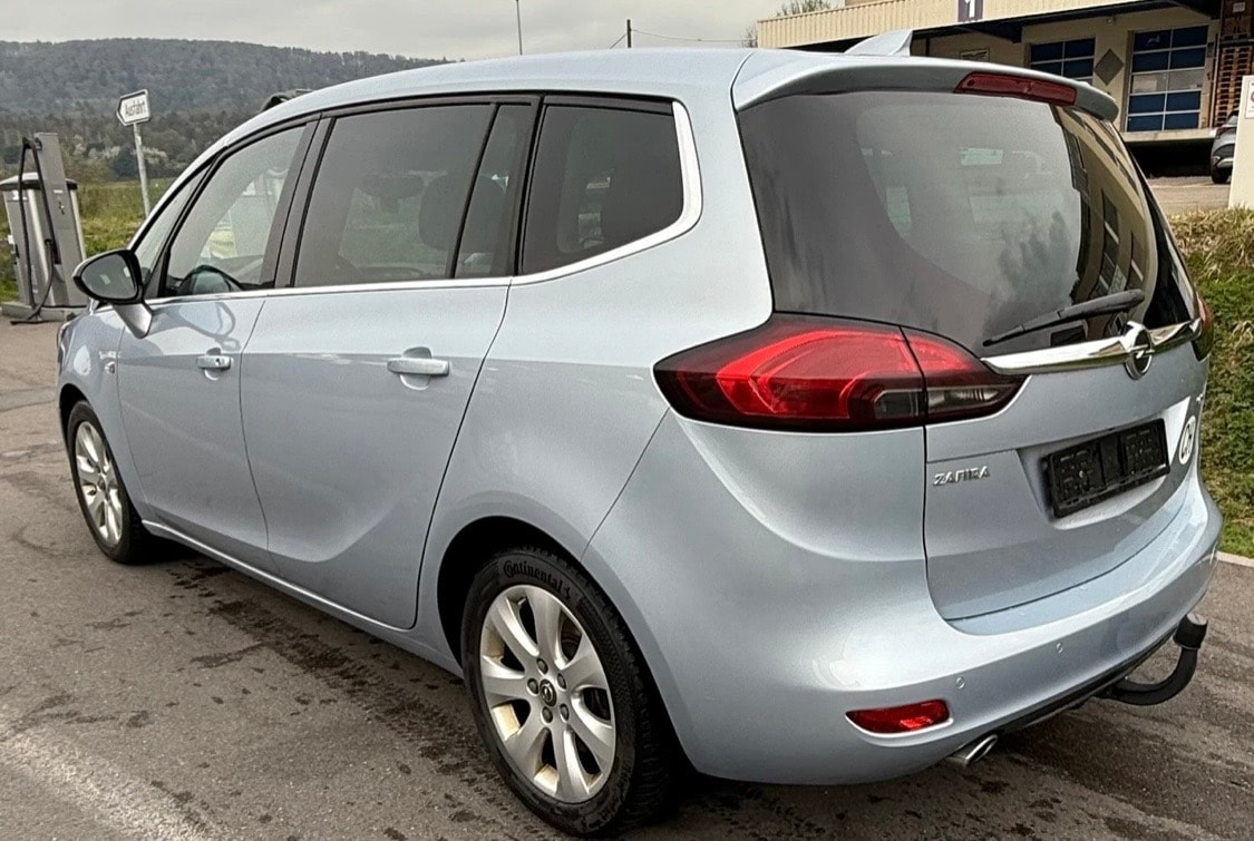 OPEL Zafira 2.0 CDTi Excellence Automatic-image-4