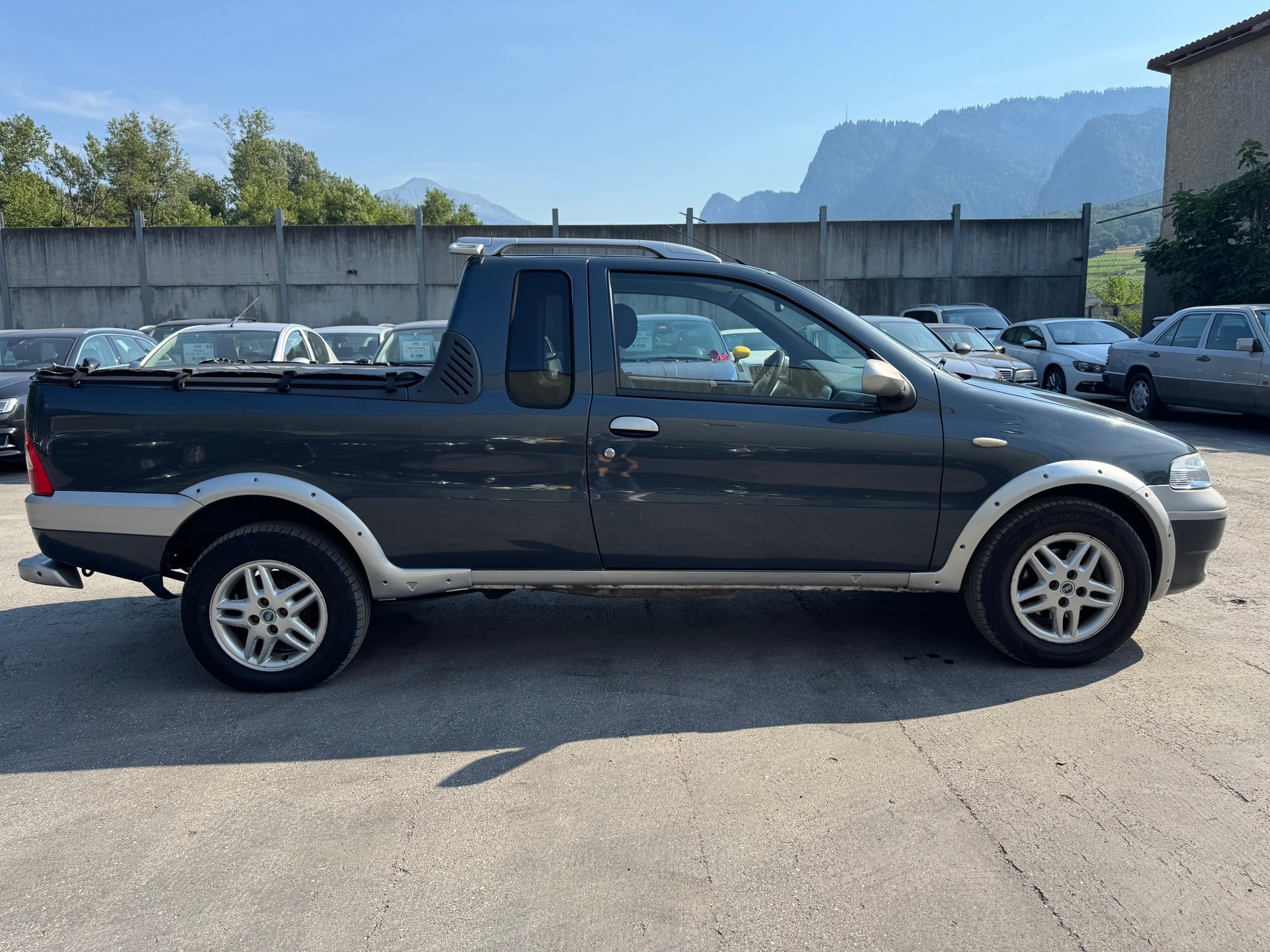 FIAT Strada 1.9 JTD Kurz-image-2