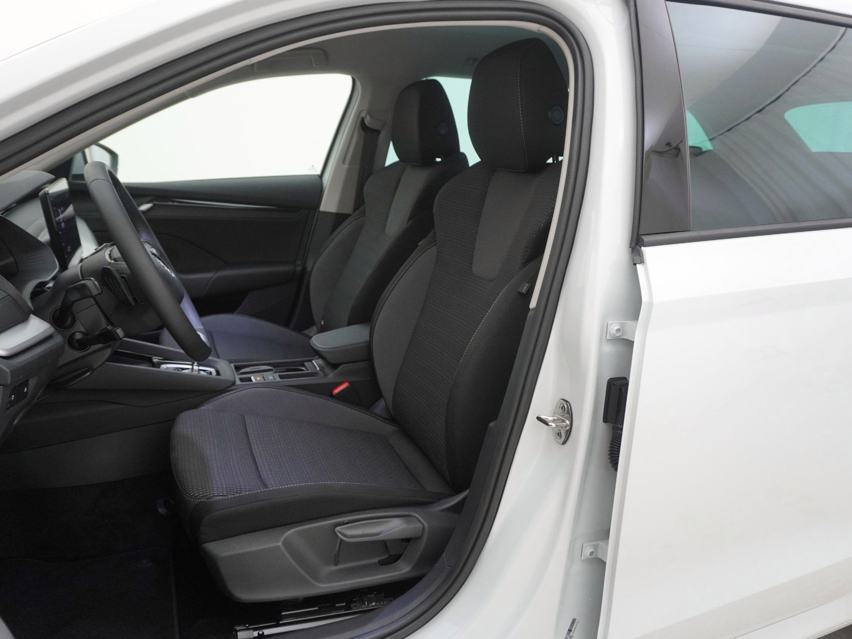 SKODA Octavia 2.0 TDI Selection-Loft DSG-image-12