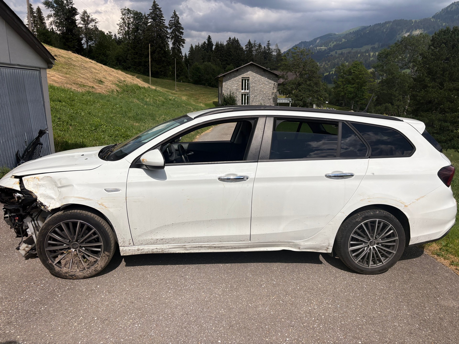 FIAT Tipo 1.6MJ Station Wagon Business DCT-image-5
