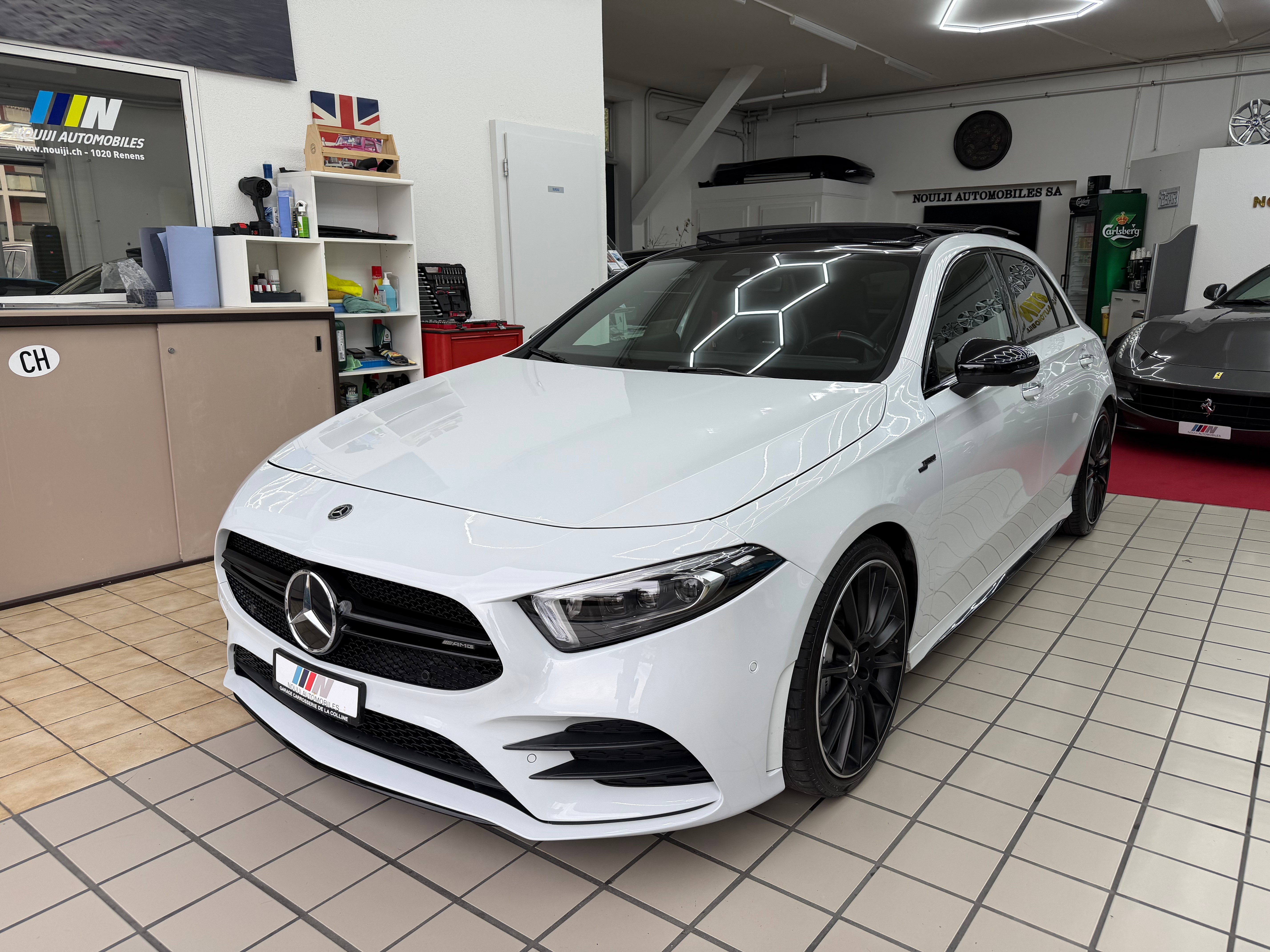 Car photo