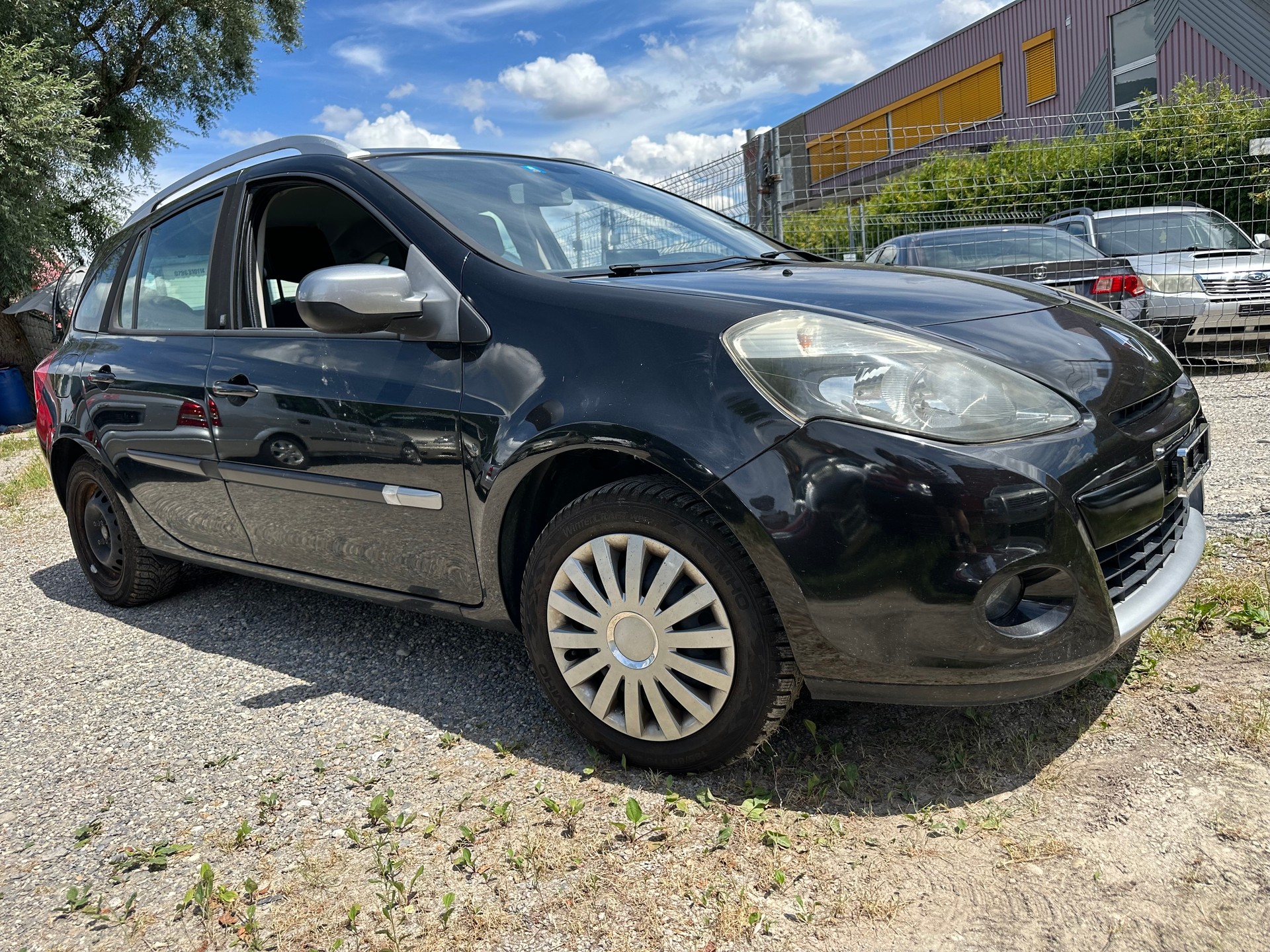 RENAULT Clio Grandtour 1.2 16V Turbo 20th Edition-image-1