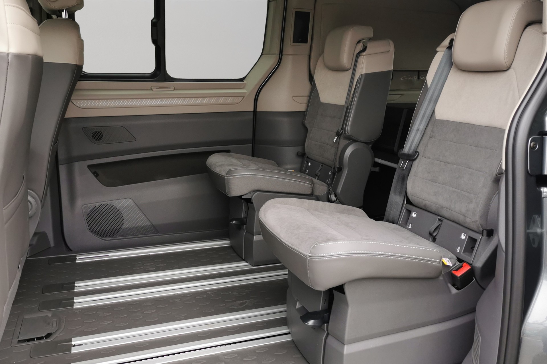 VW California eHybrid Beach Tour Liberty 4Motion-image-11