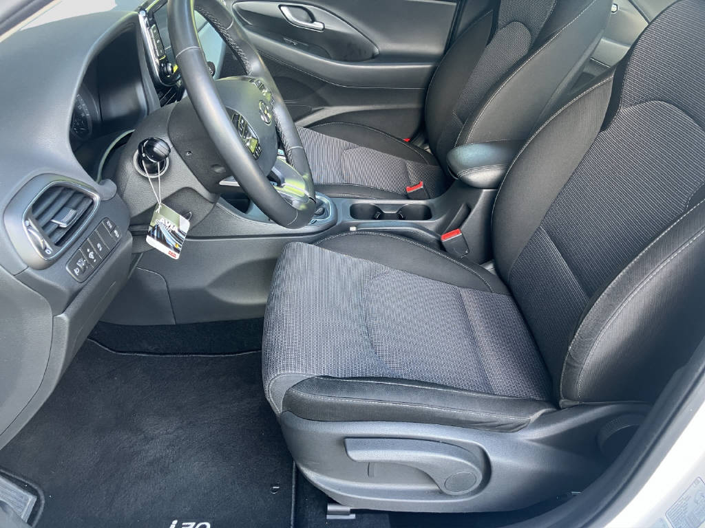 HYUNDAI i30 1.0 T-GDi Origo-image-10