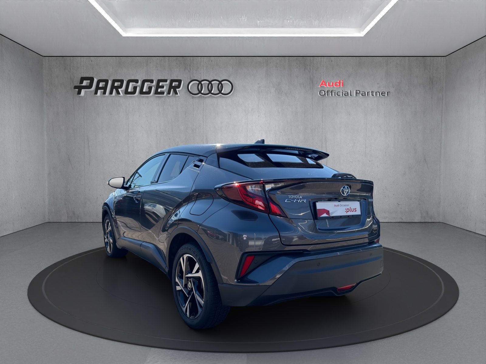 TOYOTA C-HR 1.8 HSD CVT Comfort-image-4