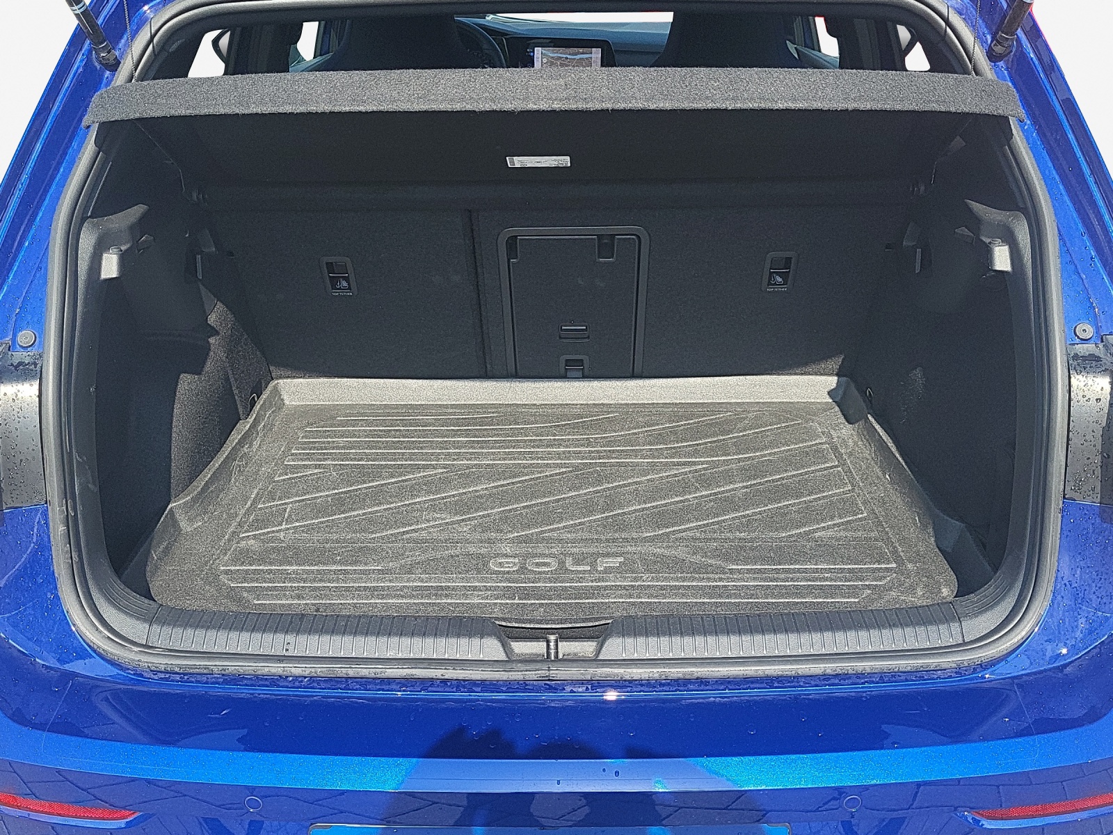 VW Golf 2.0 TSI R DSG 4Motion-image-12