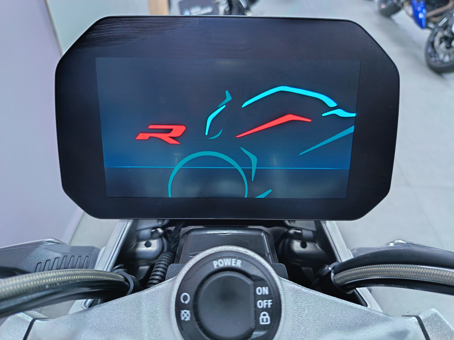 BMW R 1250 R Triple Black GARANTIE CONSTRUCTEUR 10/2027-image-8