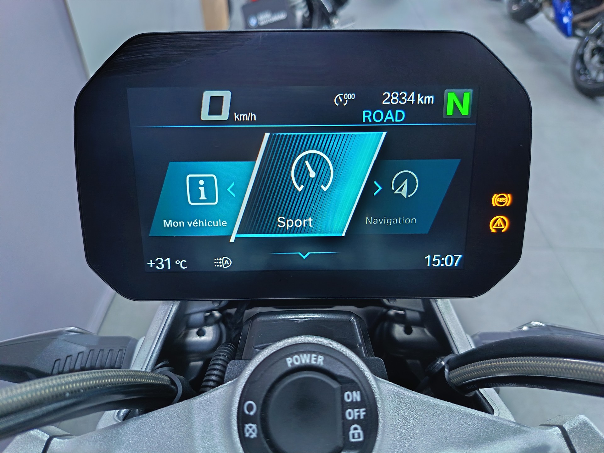 BMW R 1250 R Triple Black GARANTIE CONSTRUCTEUR 10/2027-image-11