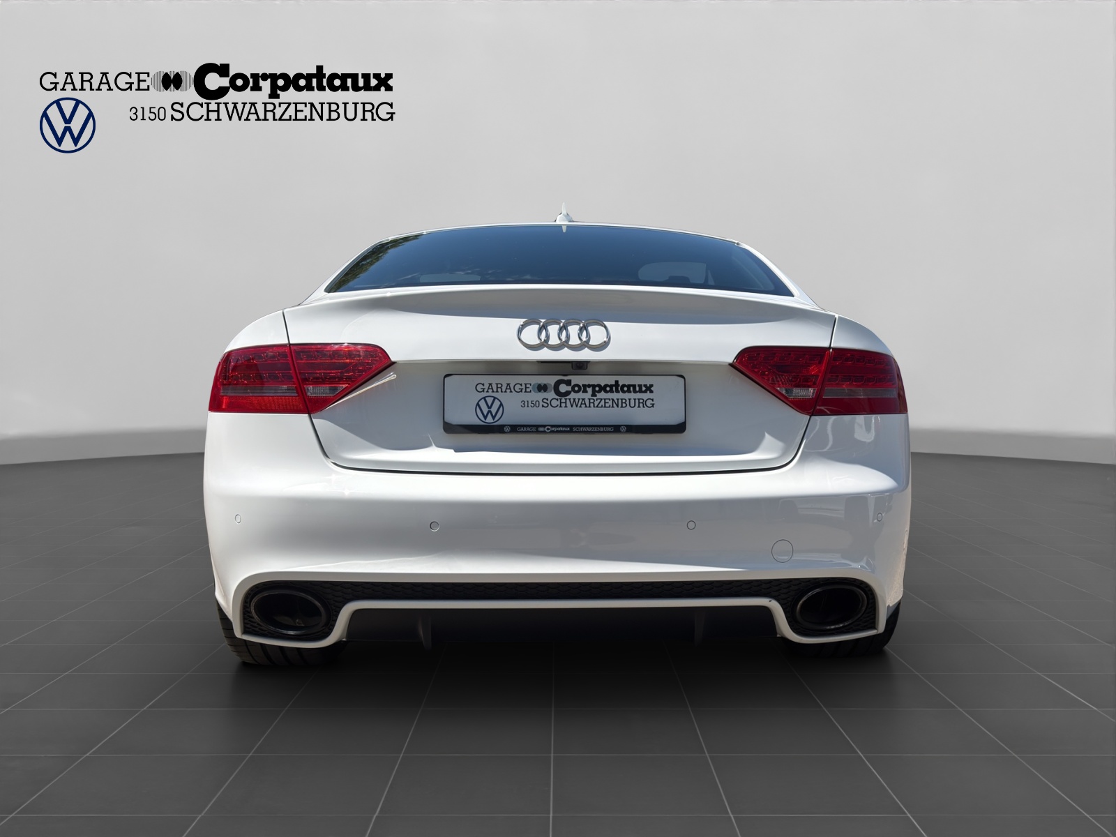 AUDI RS5 Coupé 4.2 FSI quattro S-tronic-image-4