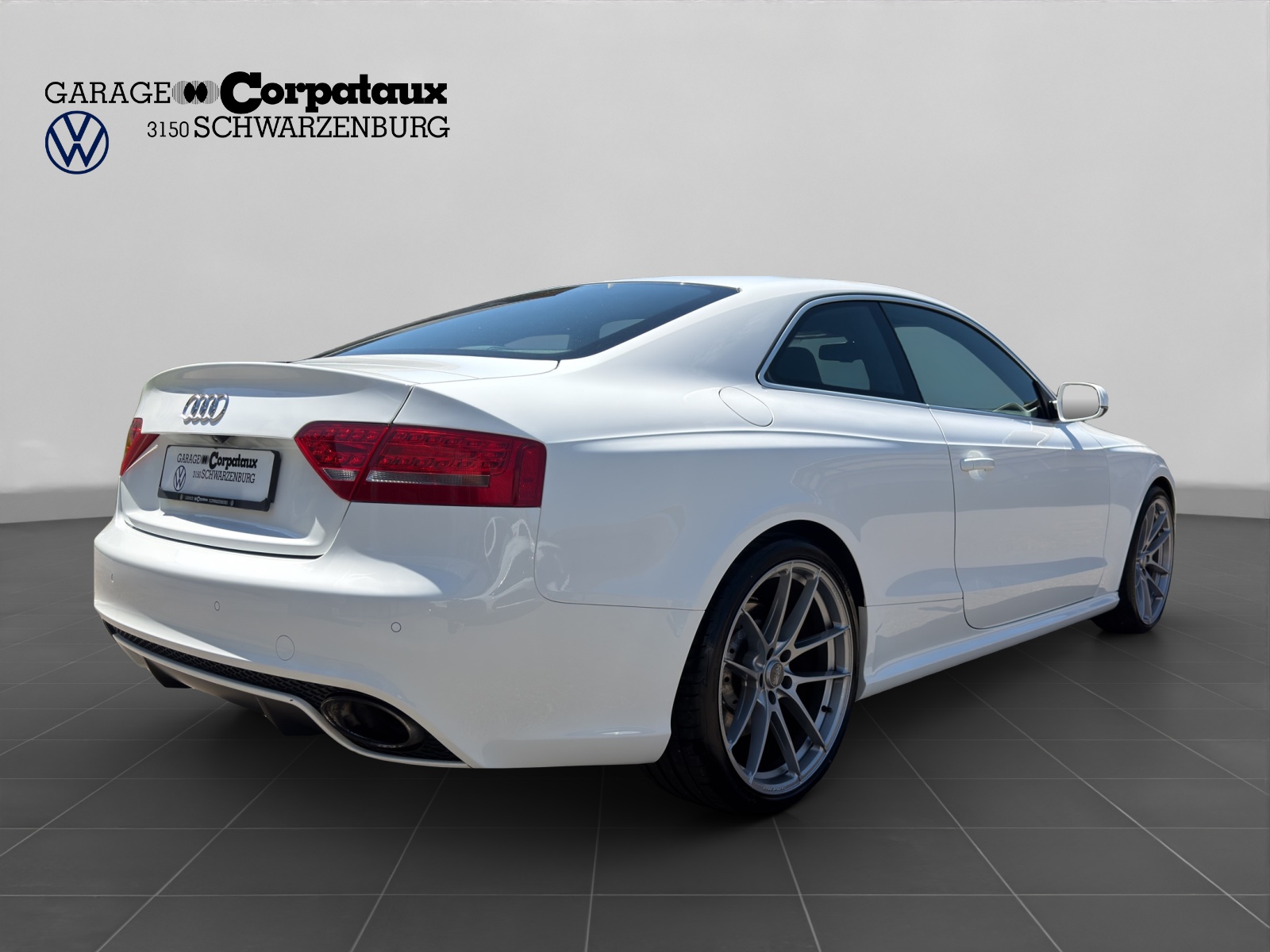 AUDI RS5 Coupé 4.2 FSI quattro S-tronic-image-5