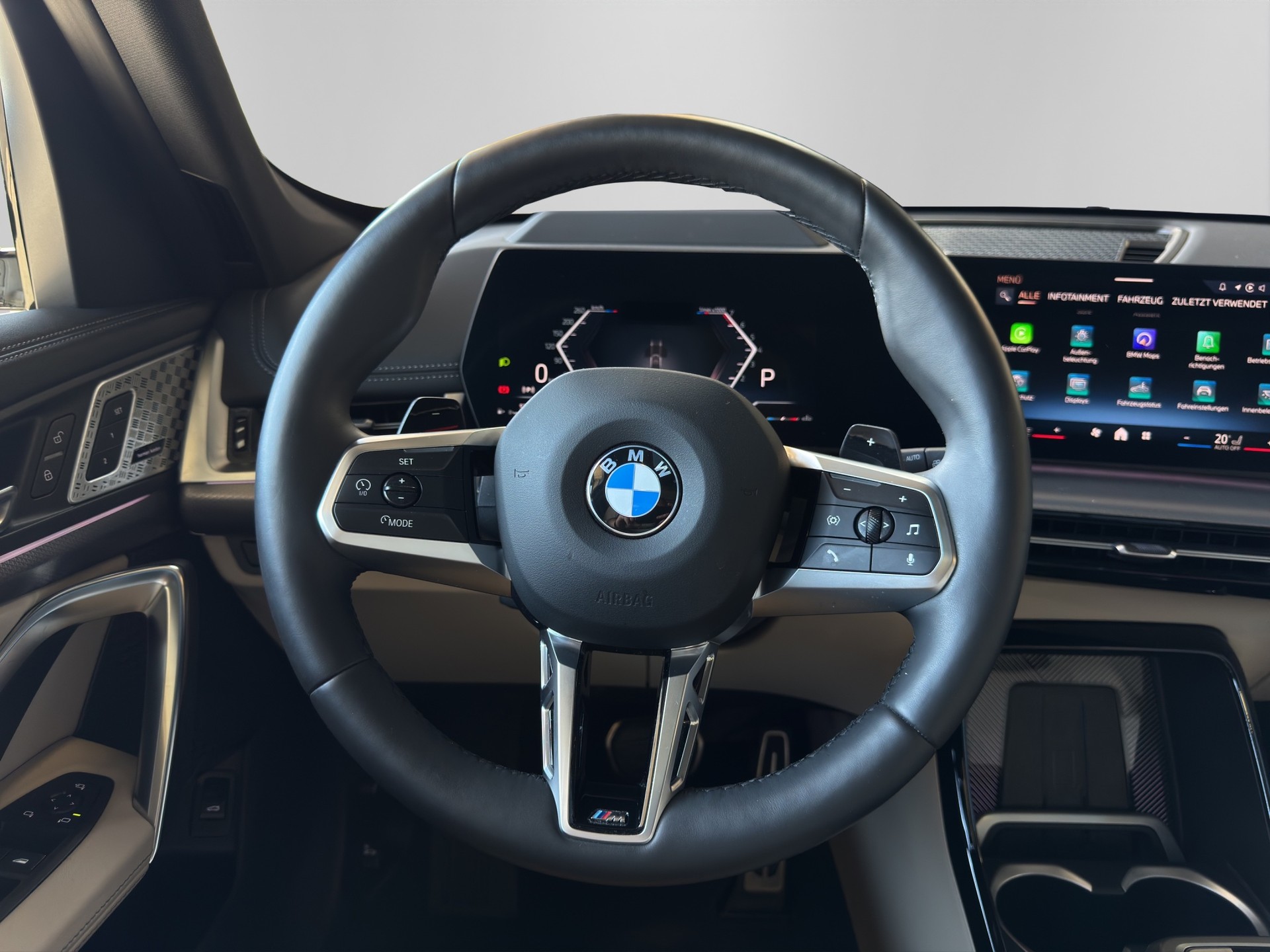 BMW X1 23i xDrive M Sport-image-14