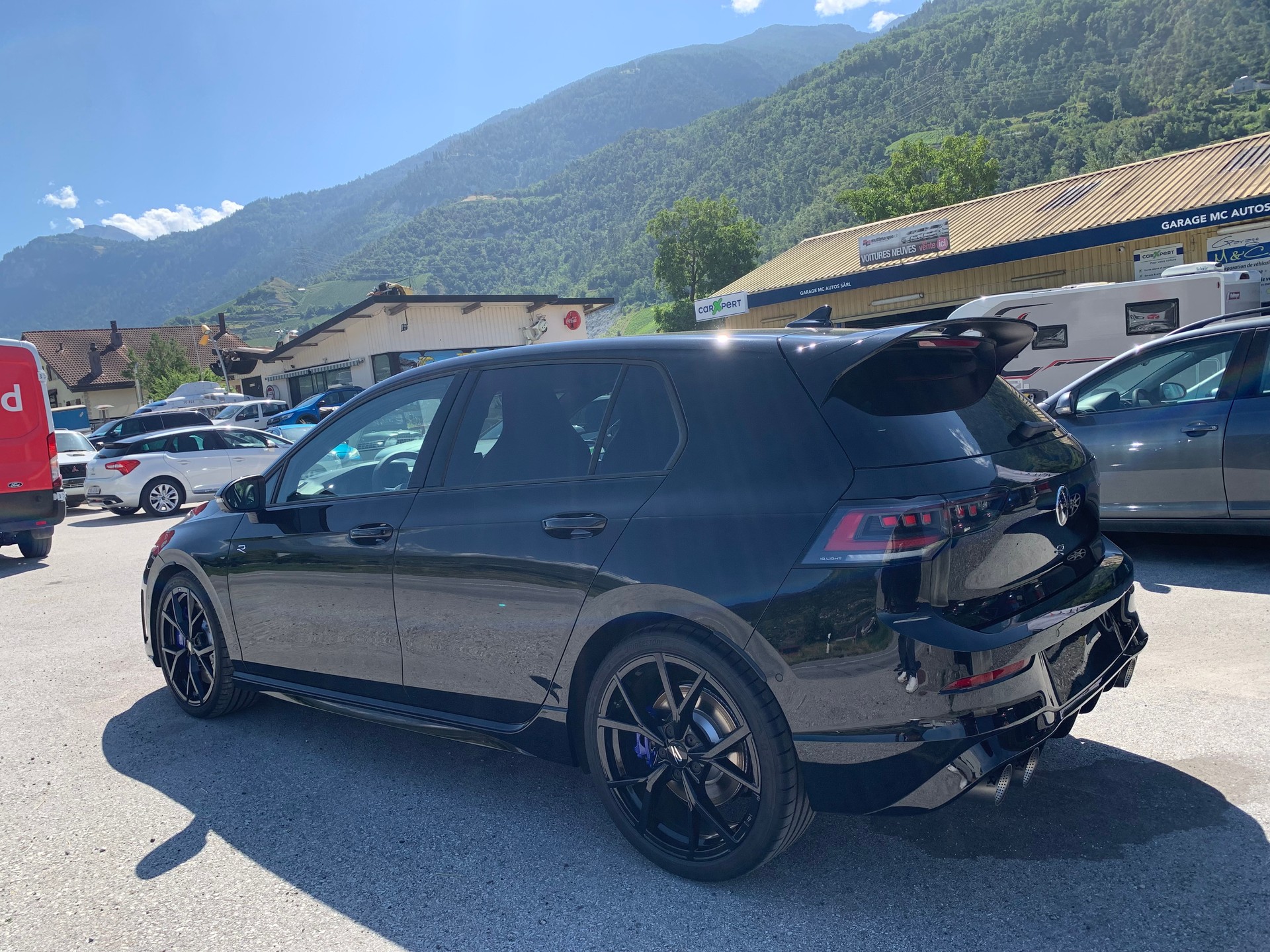 VW Golf 2.0 TSI R DSG 4 Motion-image-5