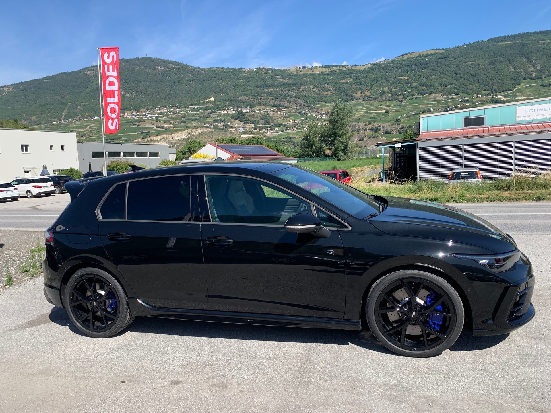 VW Golf 2.0 TSI R DSG 4 Motion-image-3