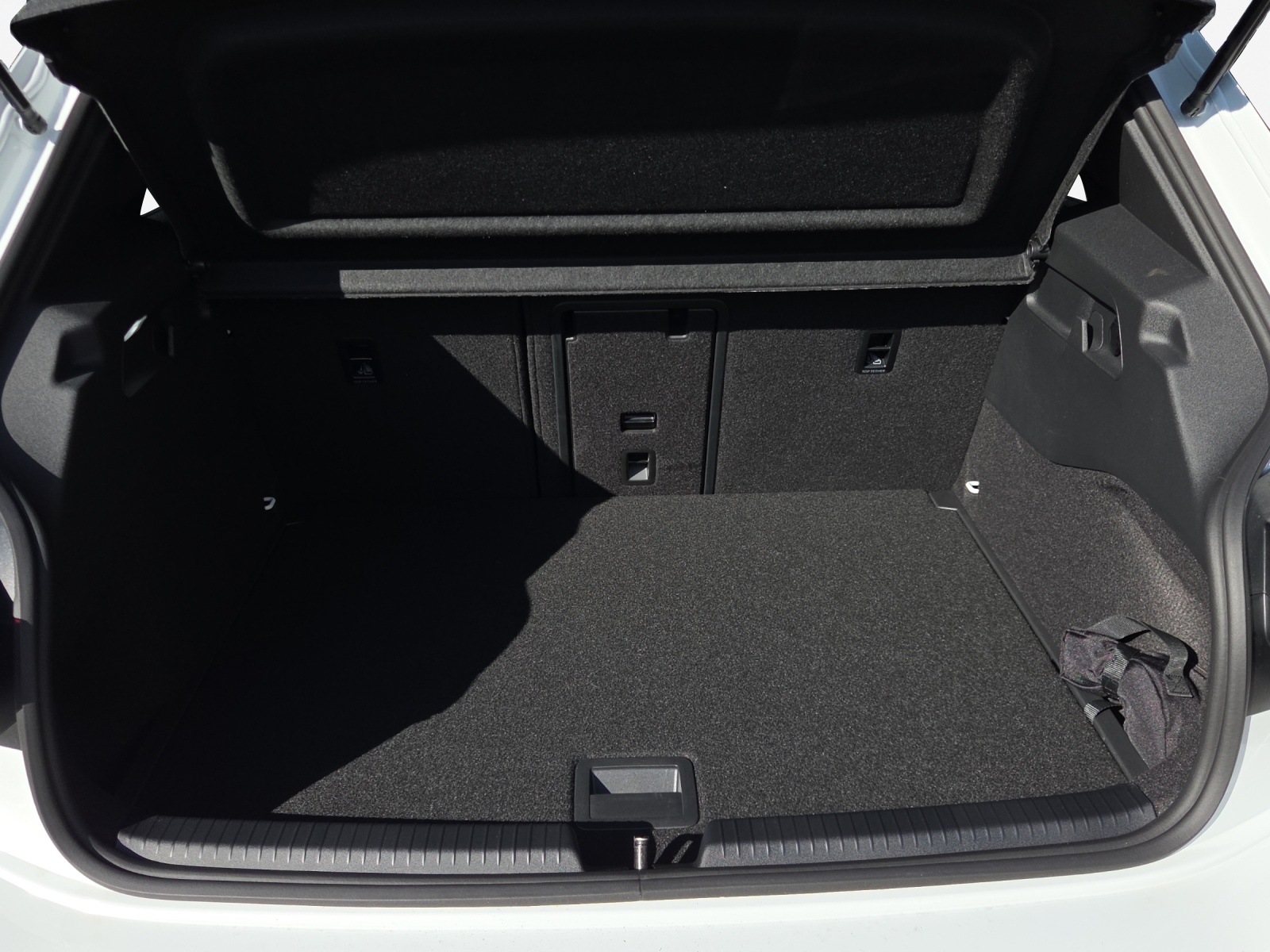 VW ID.3 Neo 58 kWh 190 PS Style-image-11