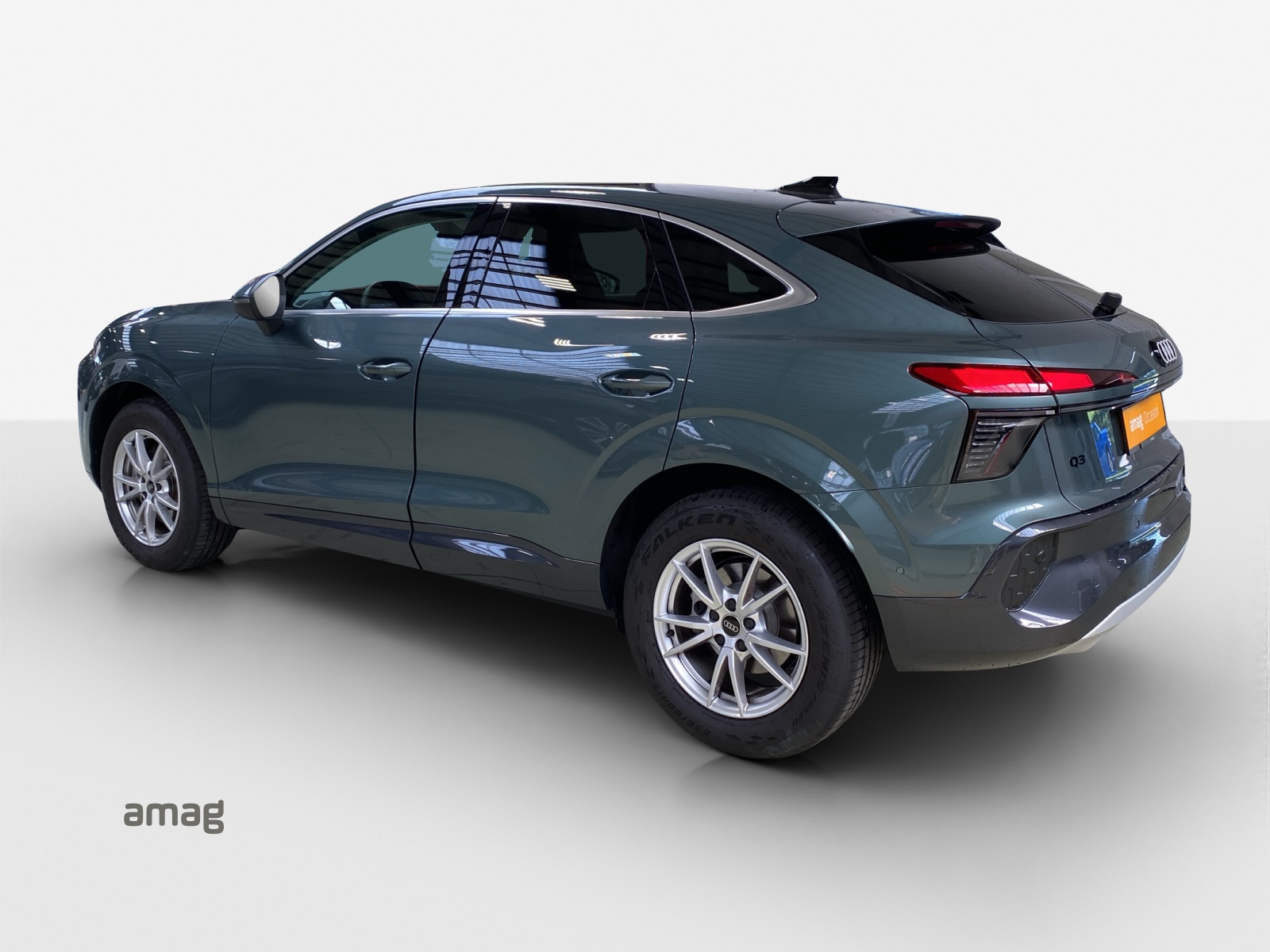 AUDI Q3 Sportback TFSI quattro 150 kW S tronic-image-2