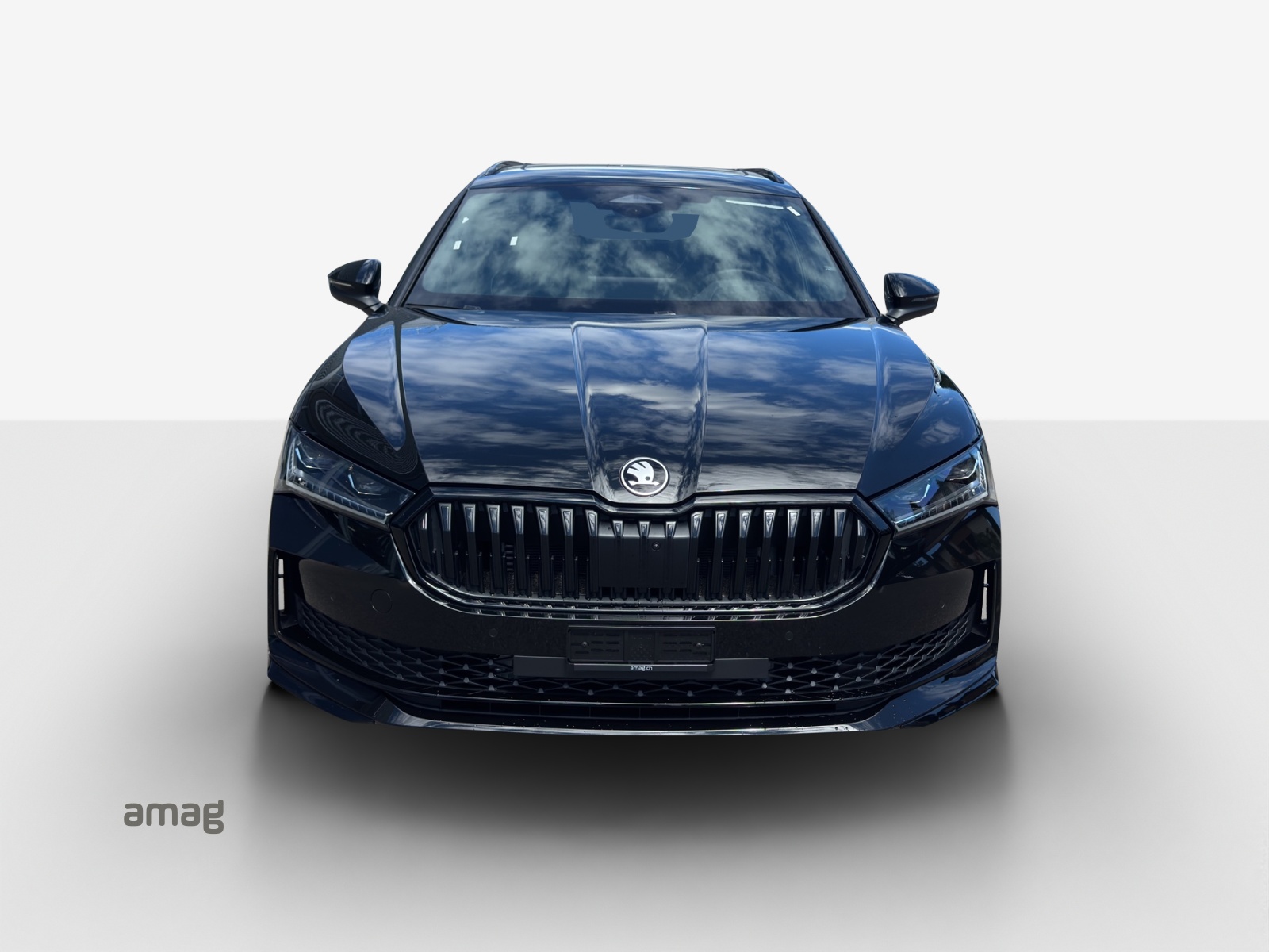 SKODA Superb Combi 2.0 TSI Sportline 4x4 DSG-image-6