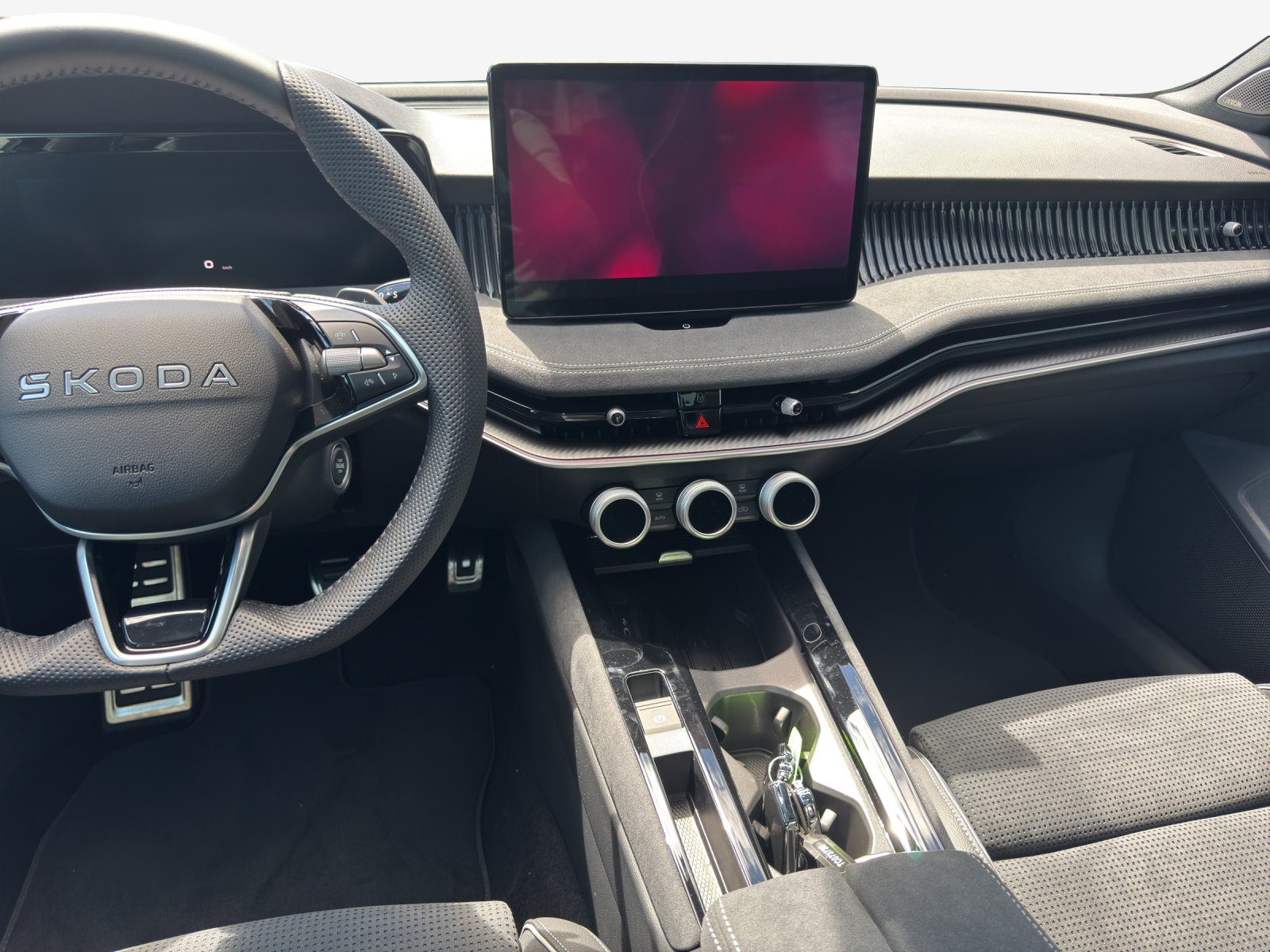 SKODA Superb Combi 2.0 TSI Sportline 4x4 DSG-image-10
