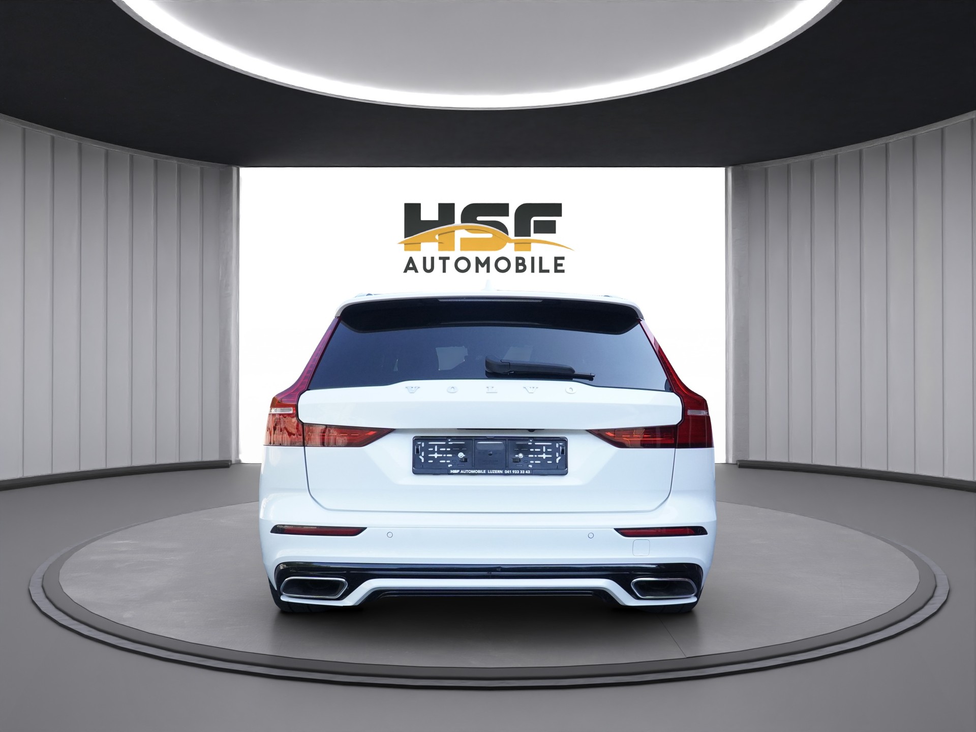 VOLVO V60 T6 eAWD Twin Engine R-Design Geartronic *CH Fahrzeug & AHK*-image-3