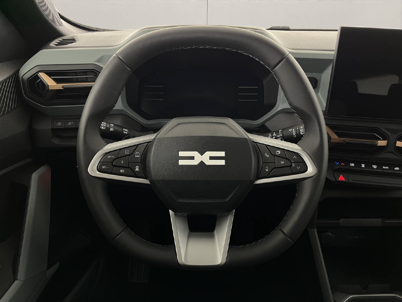 DACIA Duster 1.2 Hybrid Extreme 4WD-image-9