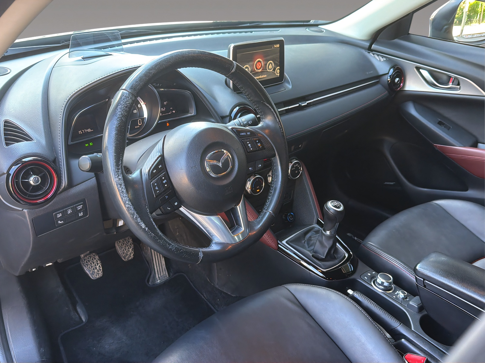 MAZDA CX-3 1.5 D Revolution AWD-image-6